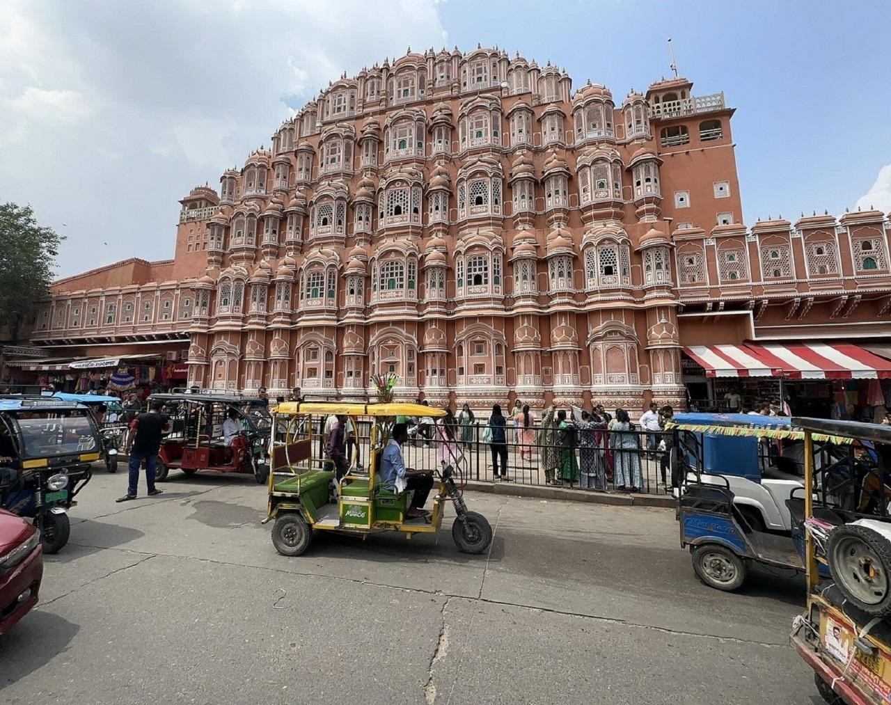Jaipur Private City Guided Tour with Hotel Pick-Up and Drop 3