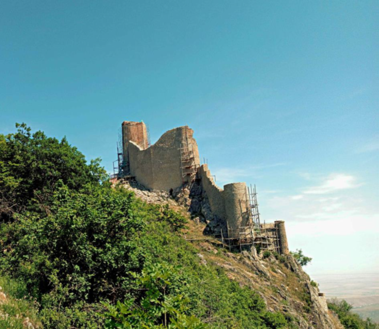 Baku: Caspian Off-Road 4x4 Tour on Rugged Trails 2