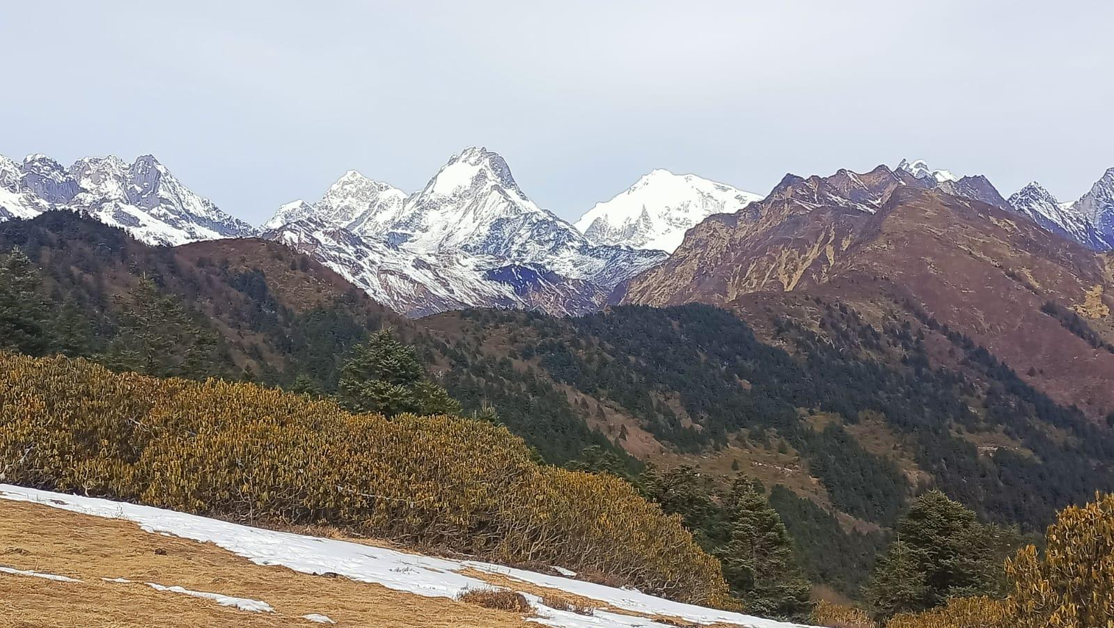 Rasuwa: Nagthali Trek Guided Tour with Transfers