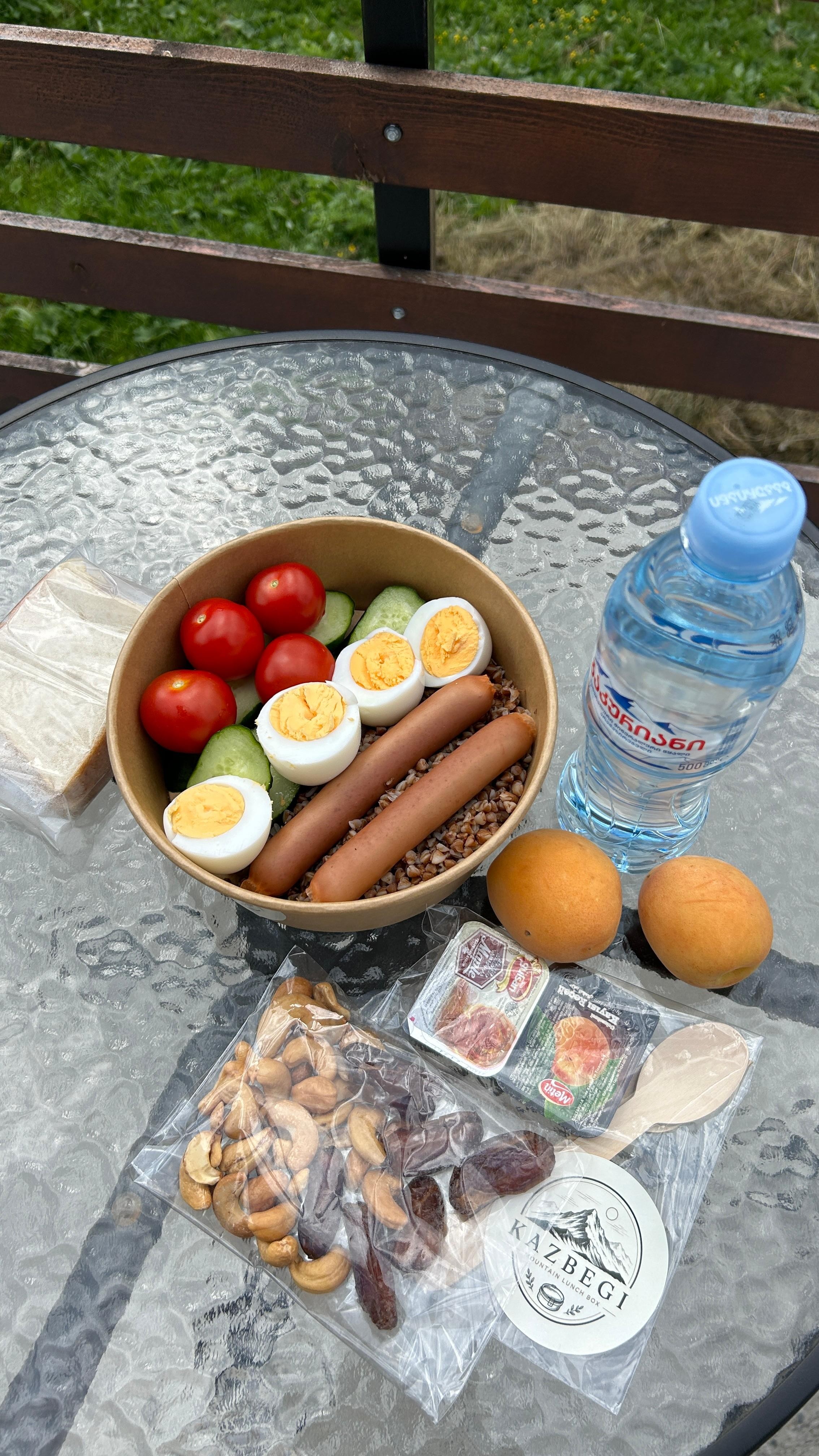Kazbegi: Freshly Prepared Lunch Box with Hotel Delivery 2