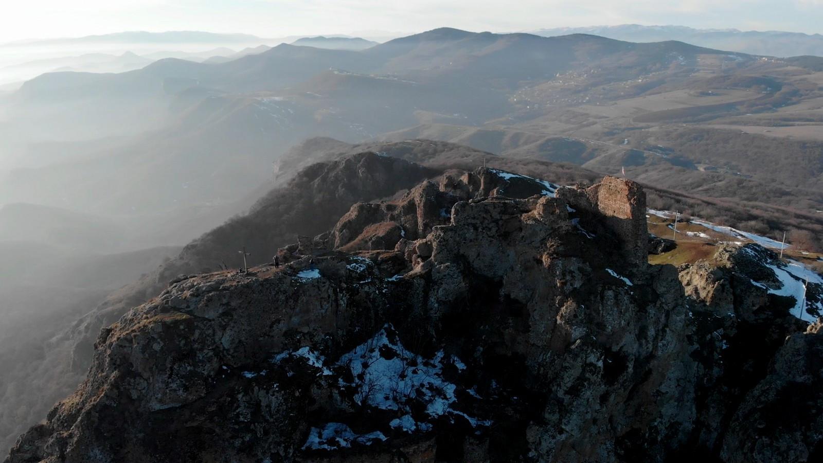 Tbilisi: Azeula Fortress, Sameba Church & Chronicle Tour 3