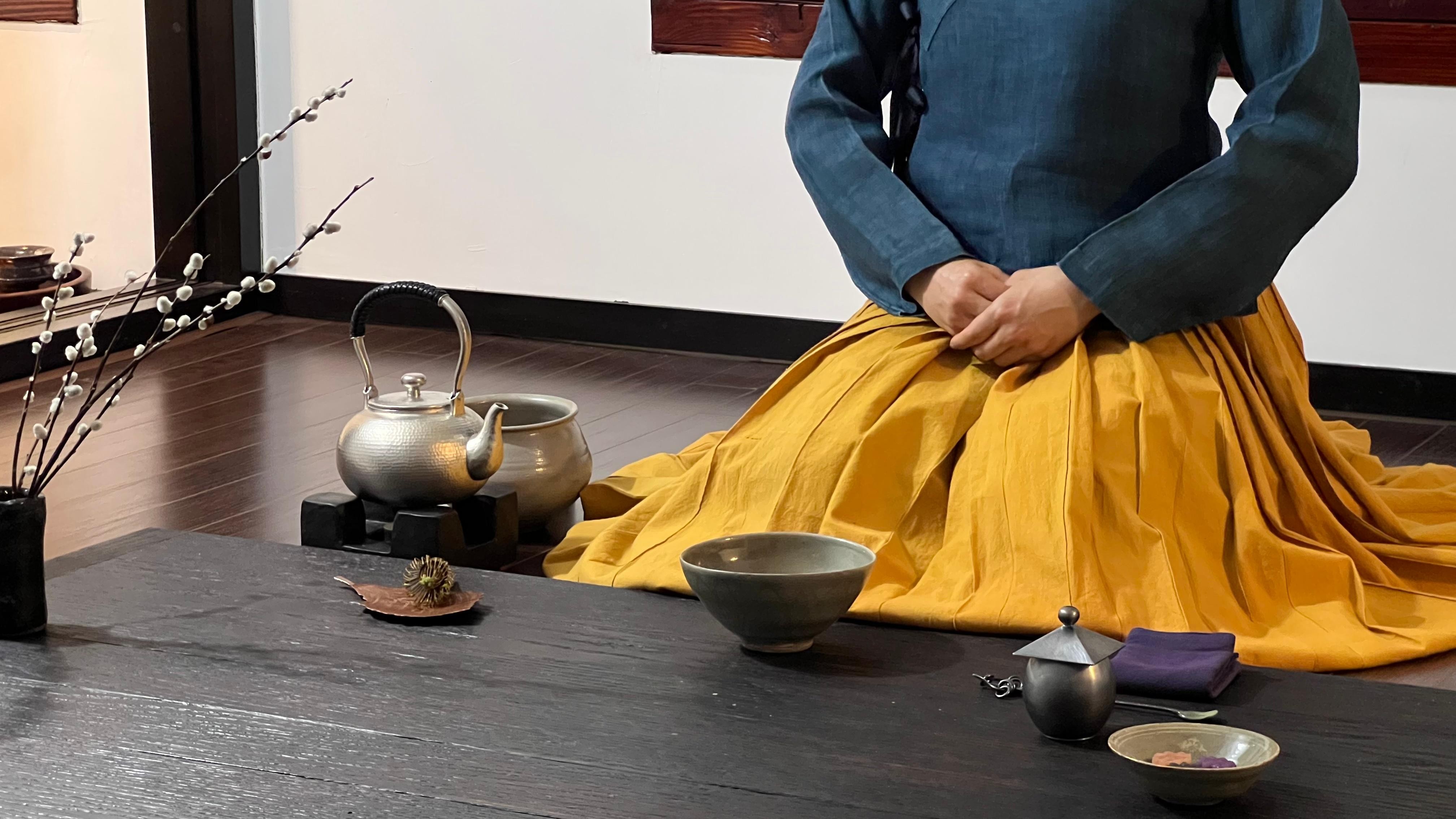 Busan: Korean Tea Ceremony Experience at Bibibidang 3
