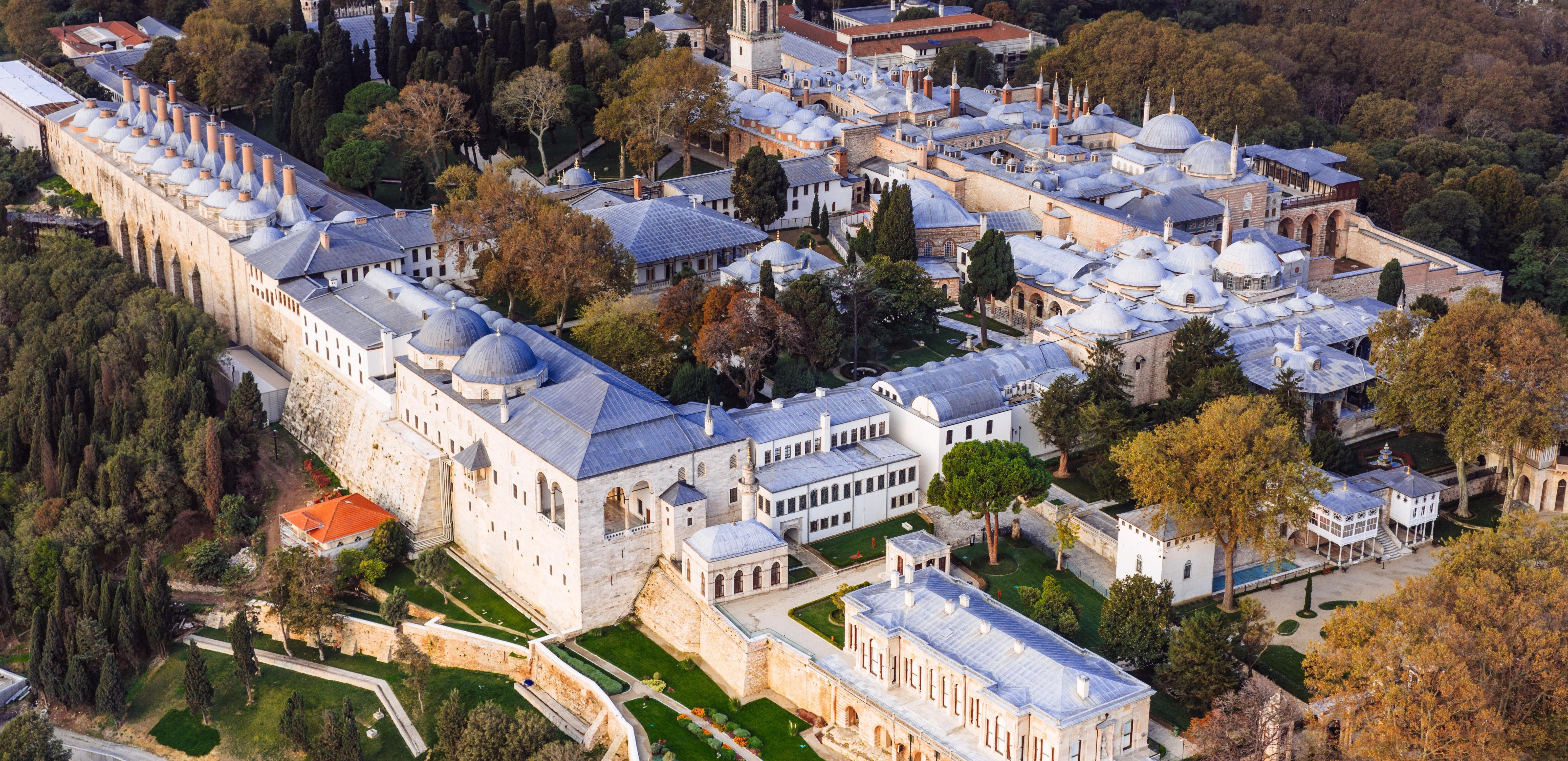 Istanbul: Topkapi Palace Guided Tour w/ Skip-the-Line Entry 2