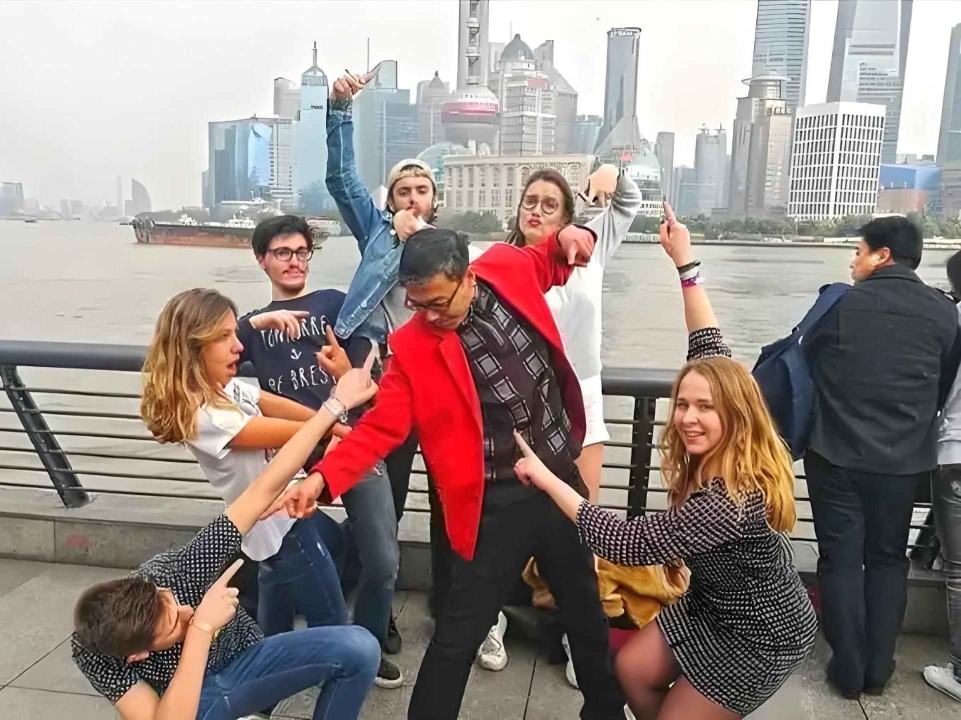 Shanghai: Art Deco Architecture Walking Tour 2