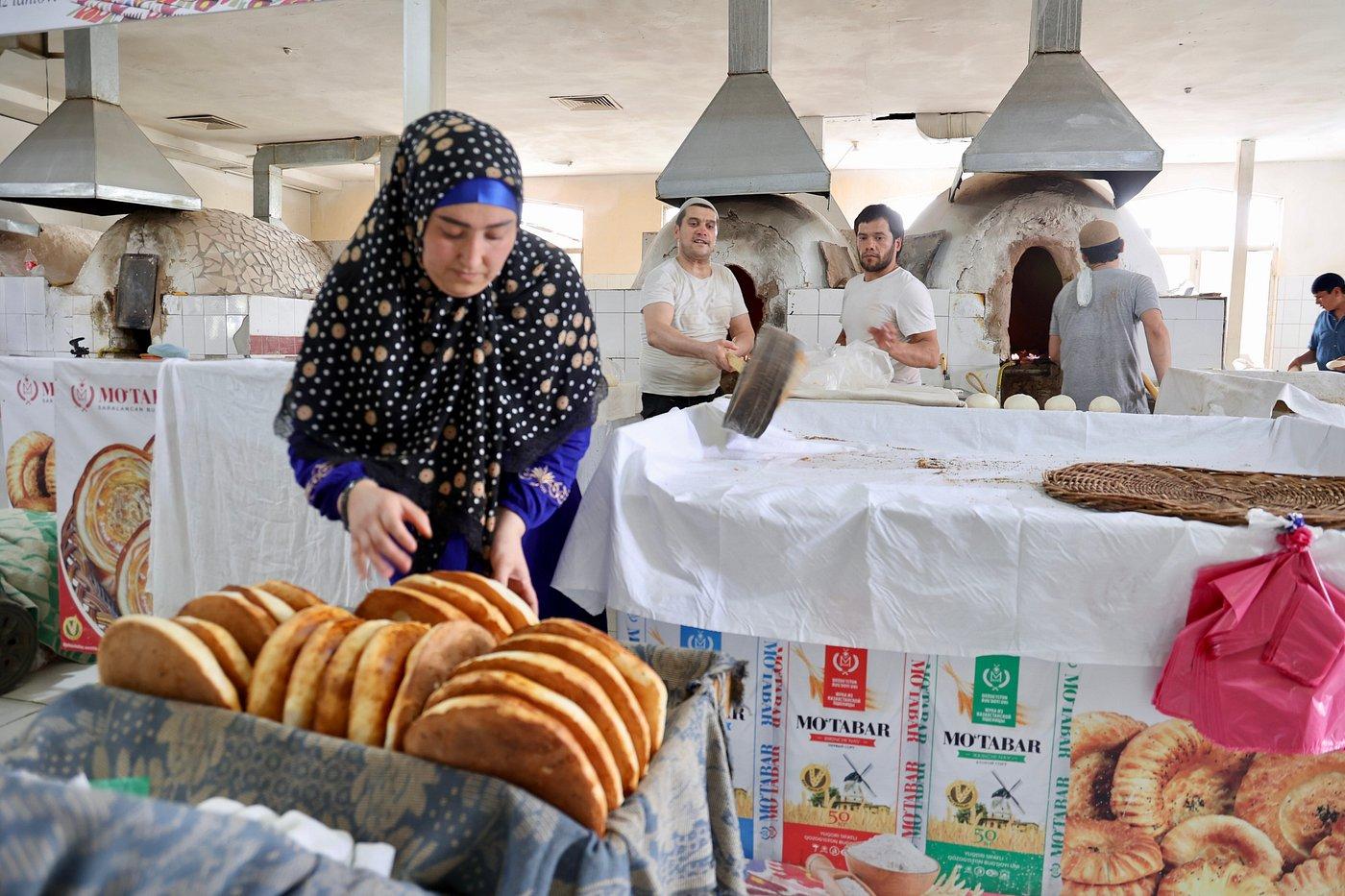 Tashkent: Vegan Street Food Tour with Local Guide 2