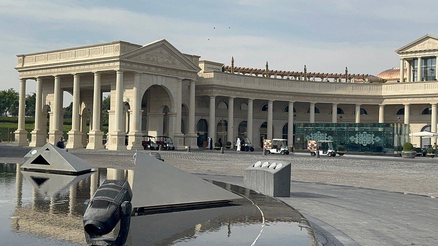 Doha: Private City Tour with Souq Waqif & Katara Village 2
