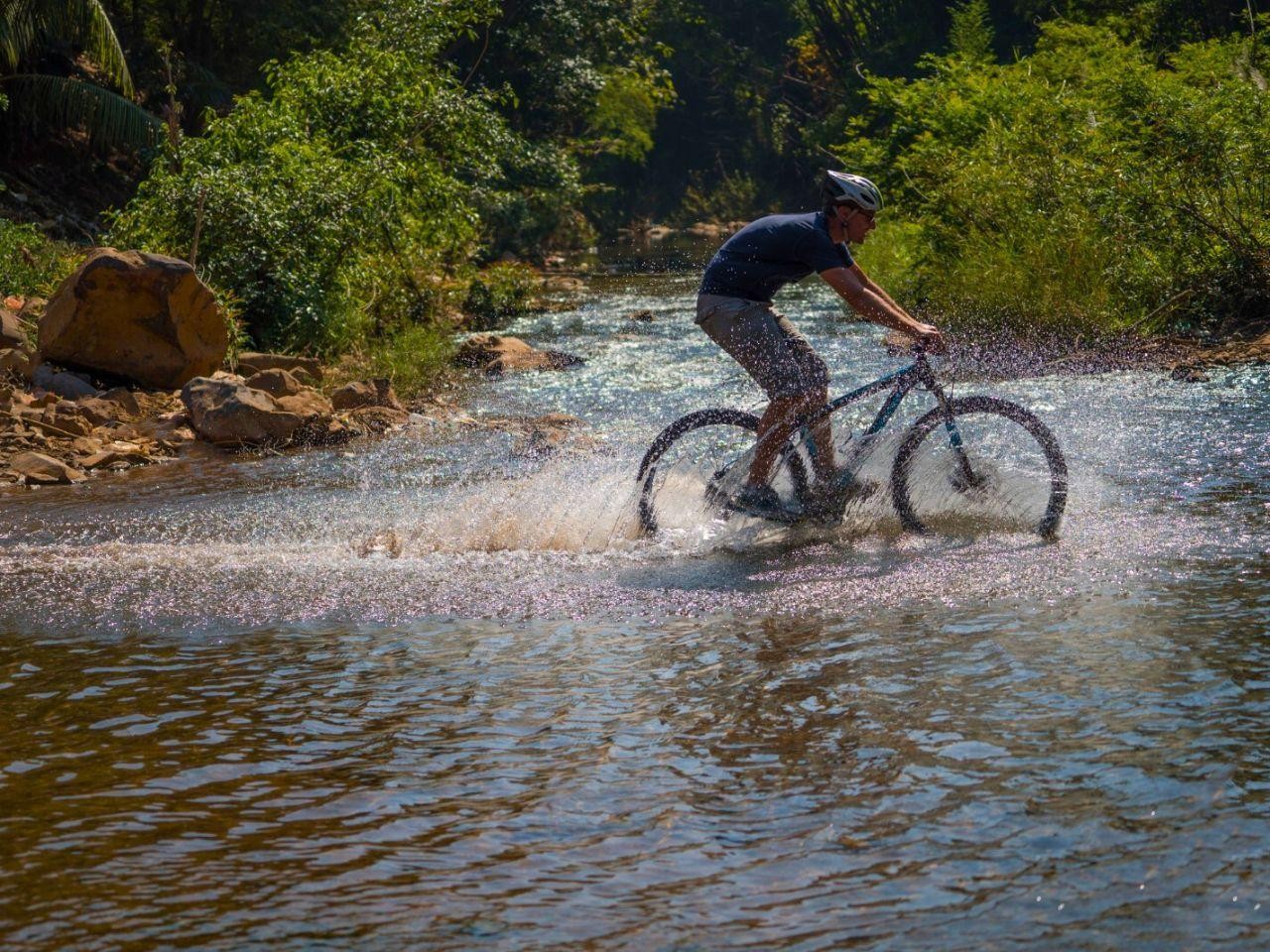 Luang Prabang: Biking, Trekking and Waterfall Private Tour
