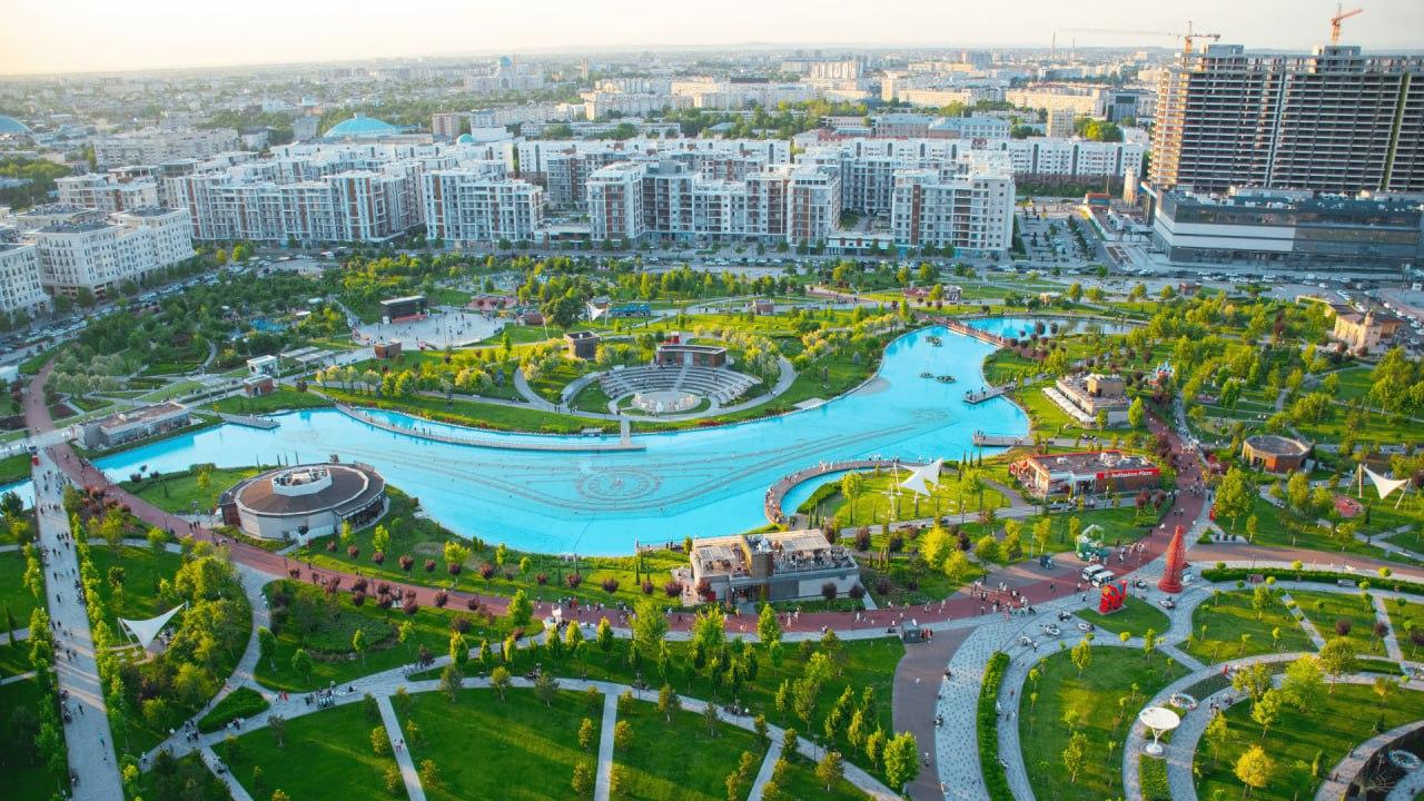 Tashkent: Parks and Nature Walking Tour with Guide