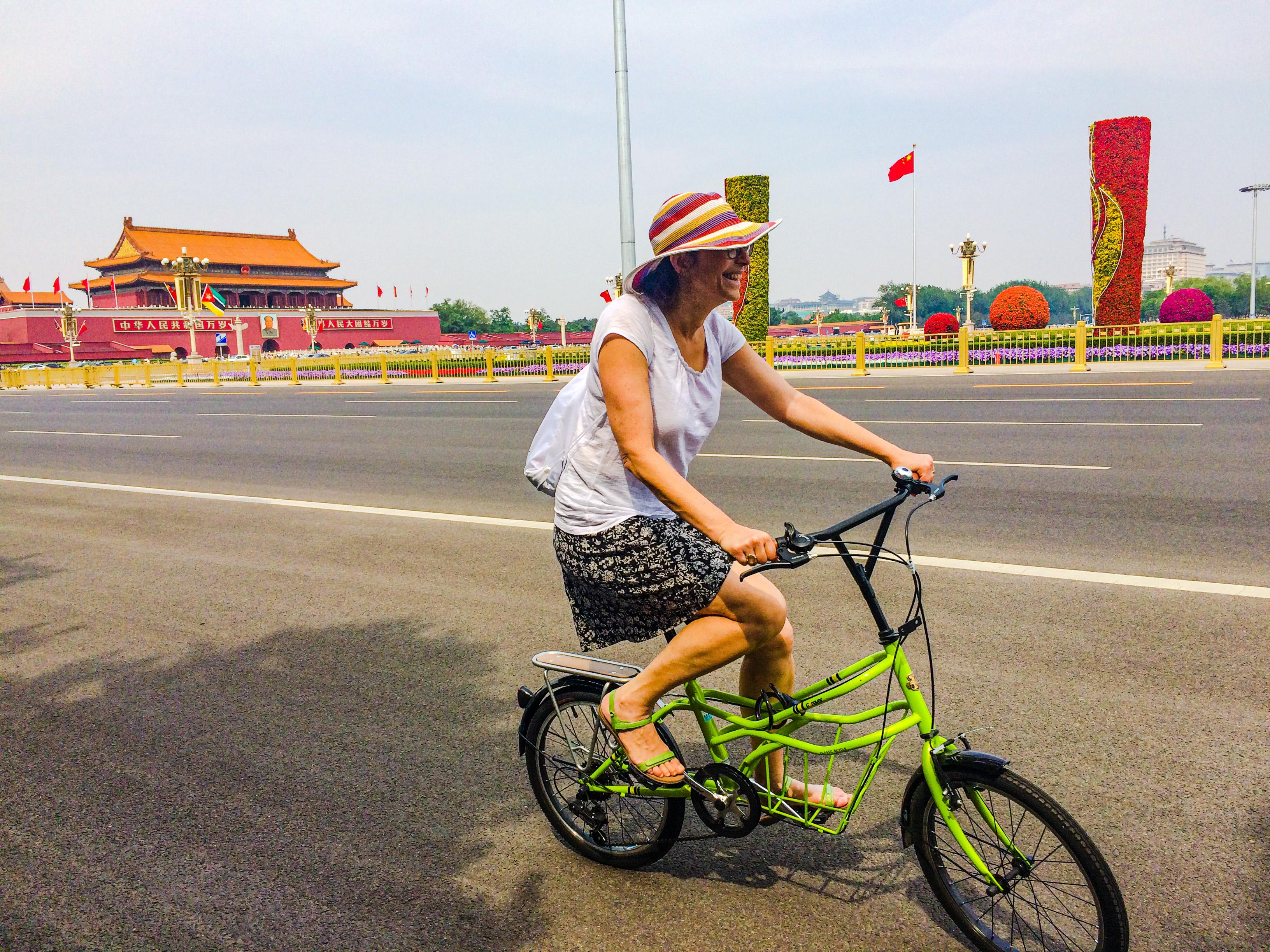 Beijing: Biking Tour Along Central Axis of Beijing