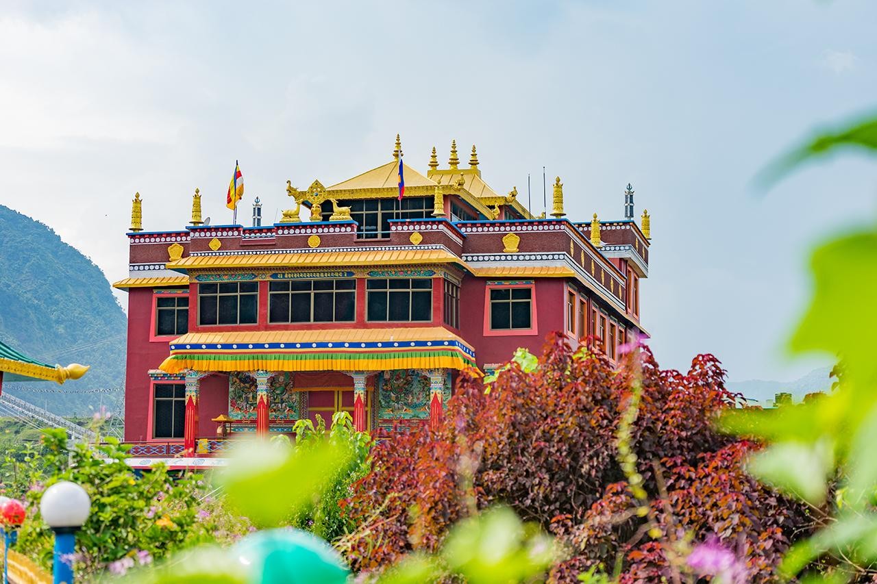 Pokhara: Afternoon Tour of a Tibetan Refugee Settlement
