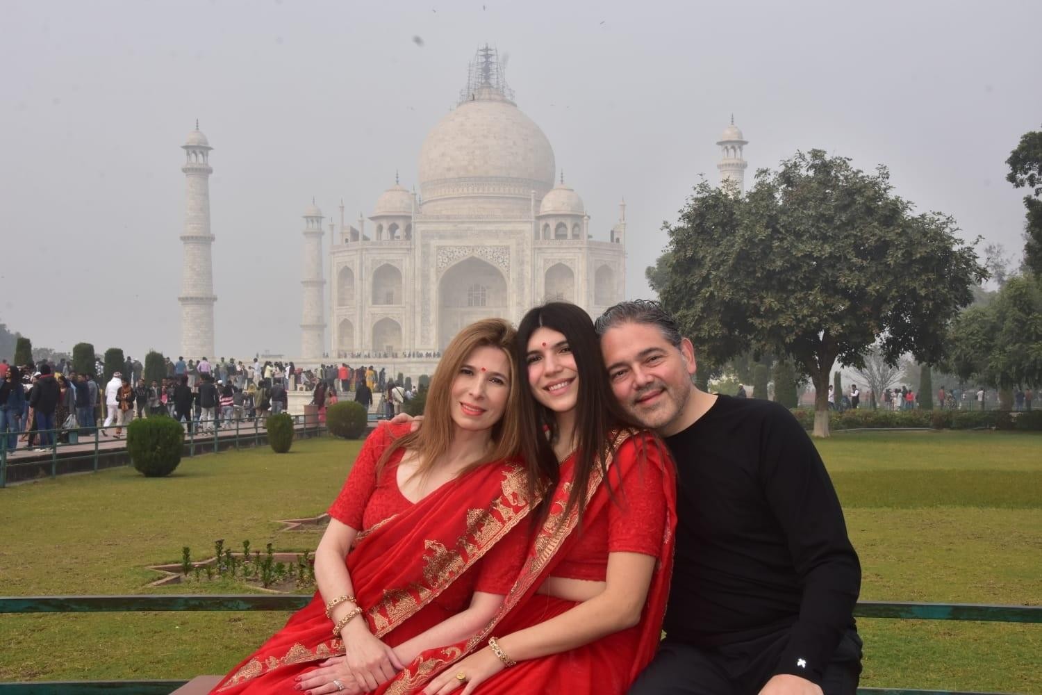 Taj Mahal Tour from Delhi by Superfast Train-Gatiman Express 3