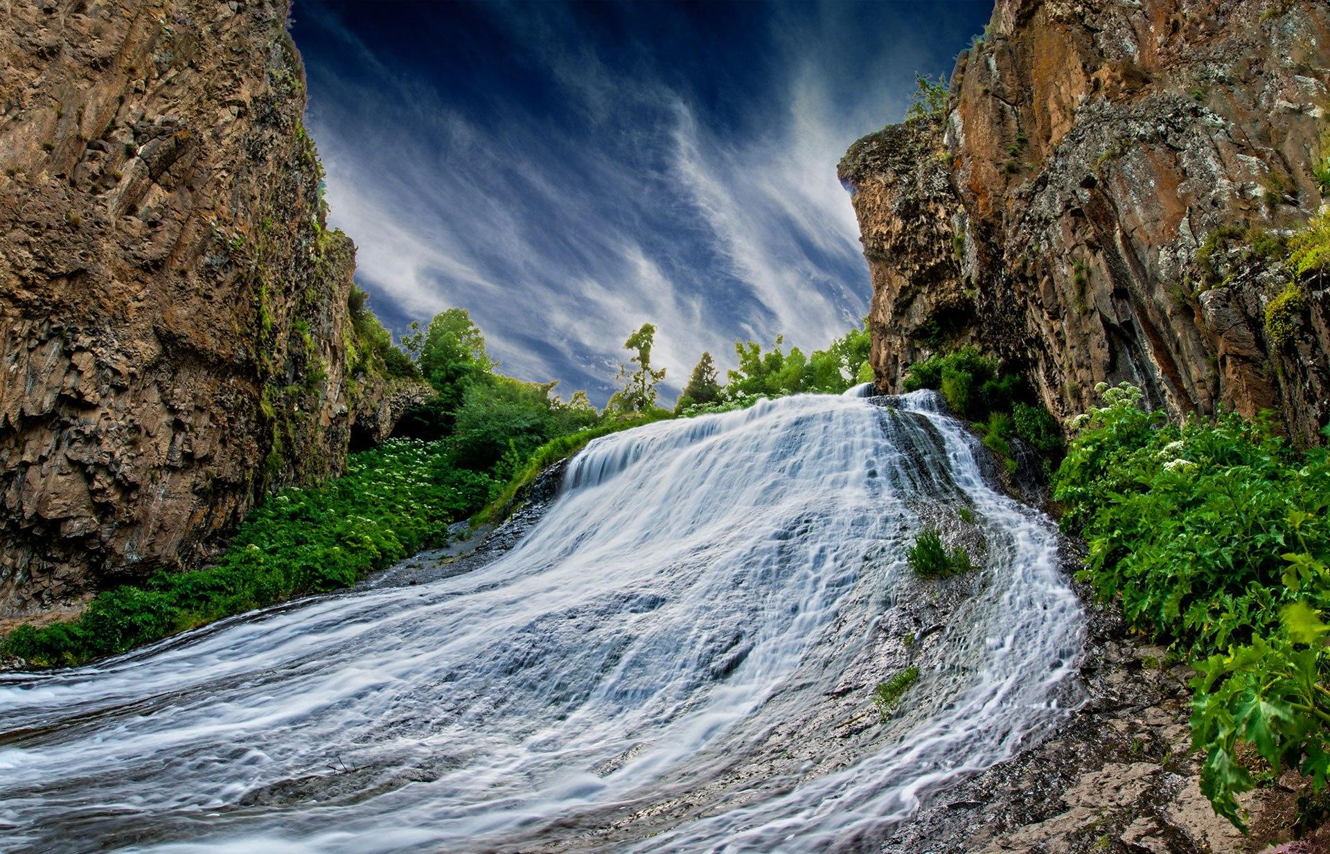 Tour from Yerevan: Khor Virap, Birds Cave, Noravank, Jermuk