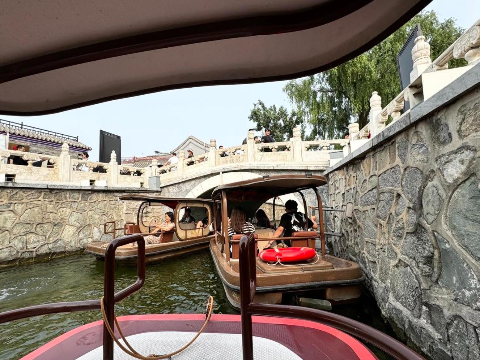 Beijing: Hutong Pedicab Tour with Snacks and Photos 3