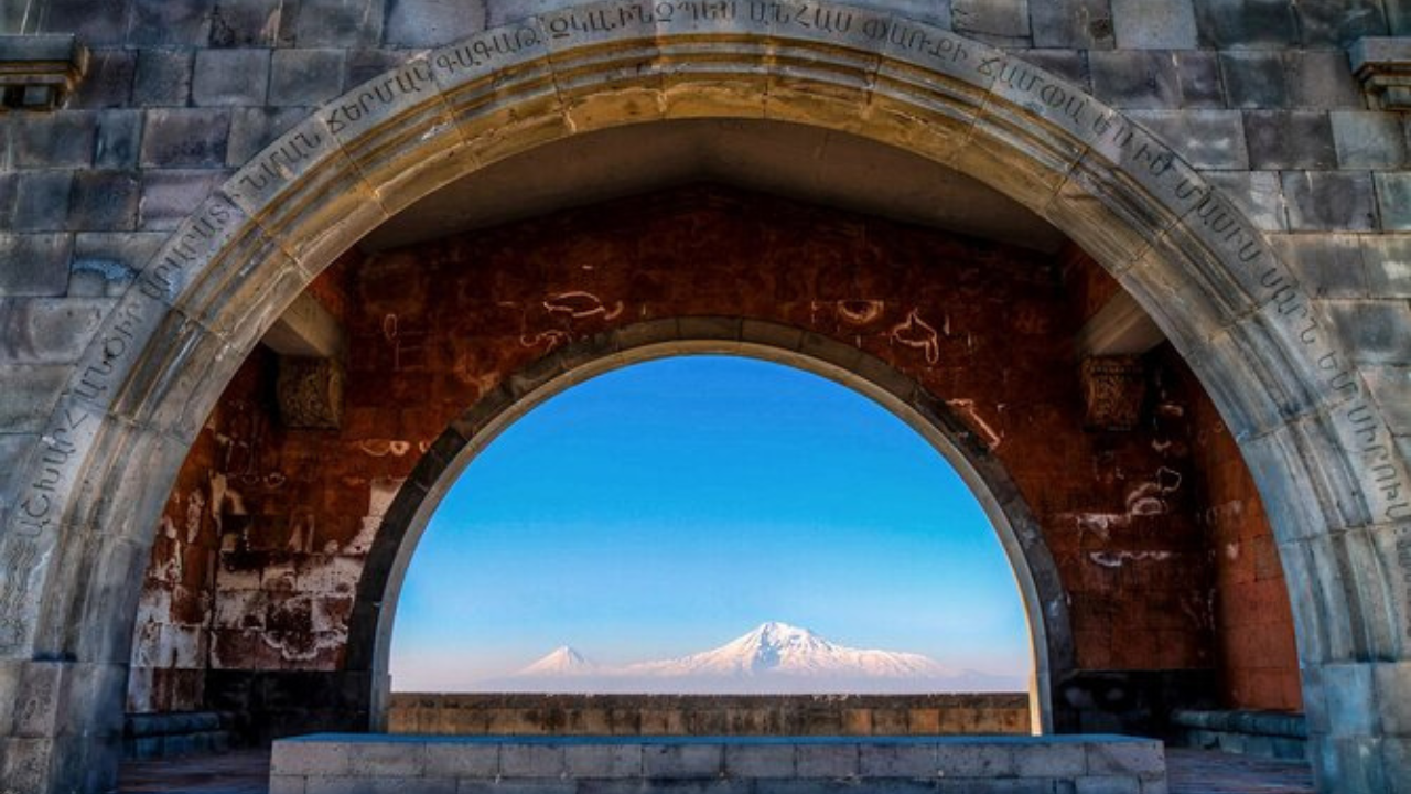 Most Instagramable : Garni-Geghard, Symphony, Sevan, Dilijan 2