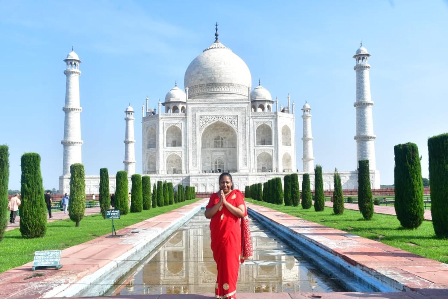 From Delhi: Taj Mahal Sunrise and Agra Fort Private Day Tour 3