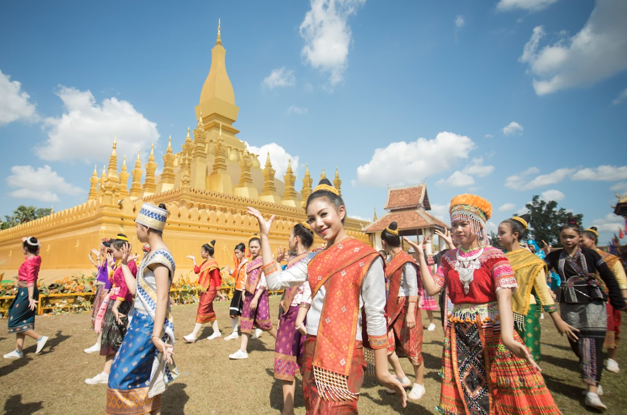 Vientiane: 3-Day Tour with Buddha Park, Wat Sisaket & More 2