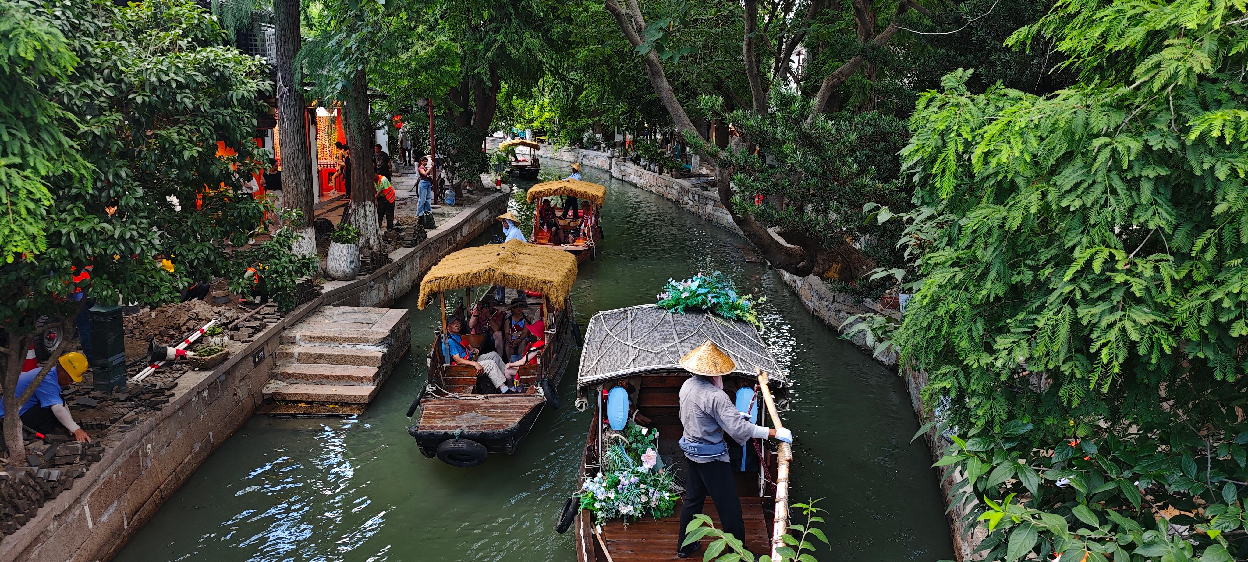 Shanghai: Zhujiajiao Water Town with Calligraphy Experience 3