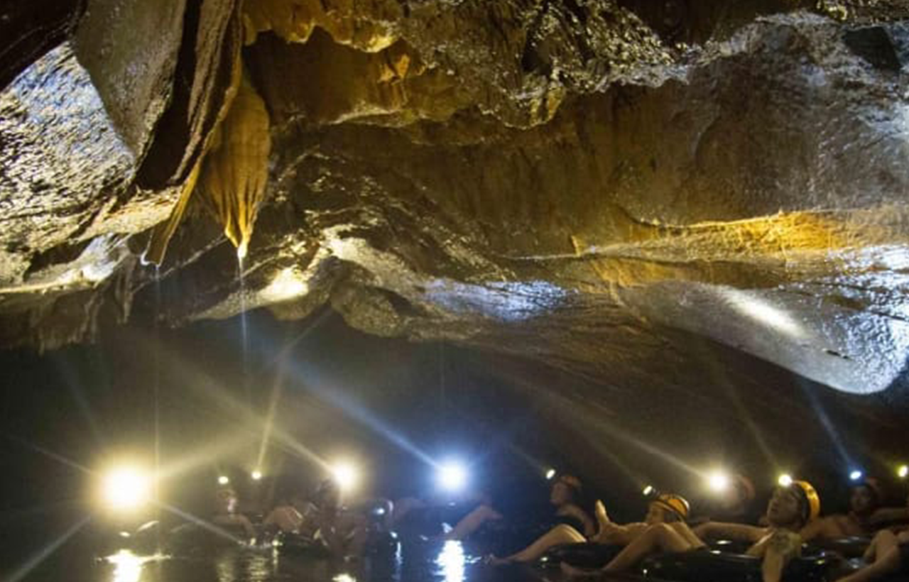 Vang Vieng: Kayaking, Zipline, Water Cave & Tham Chang tour 3