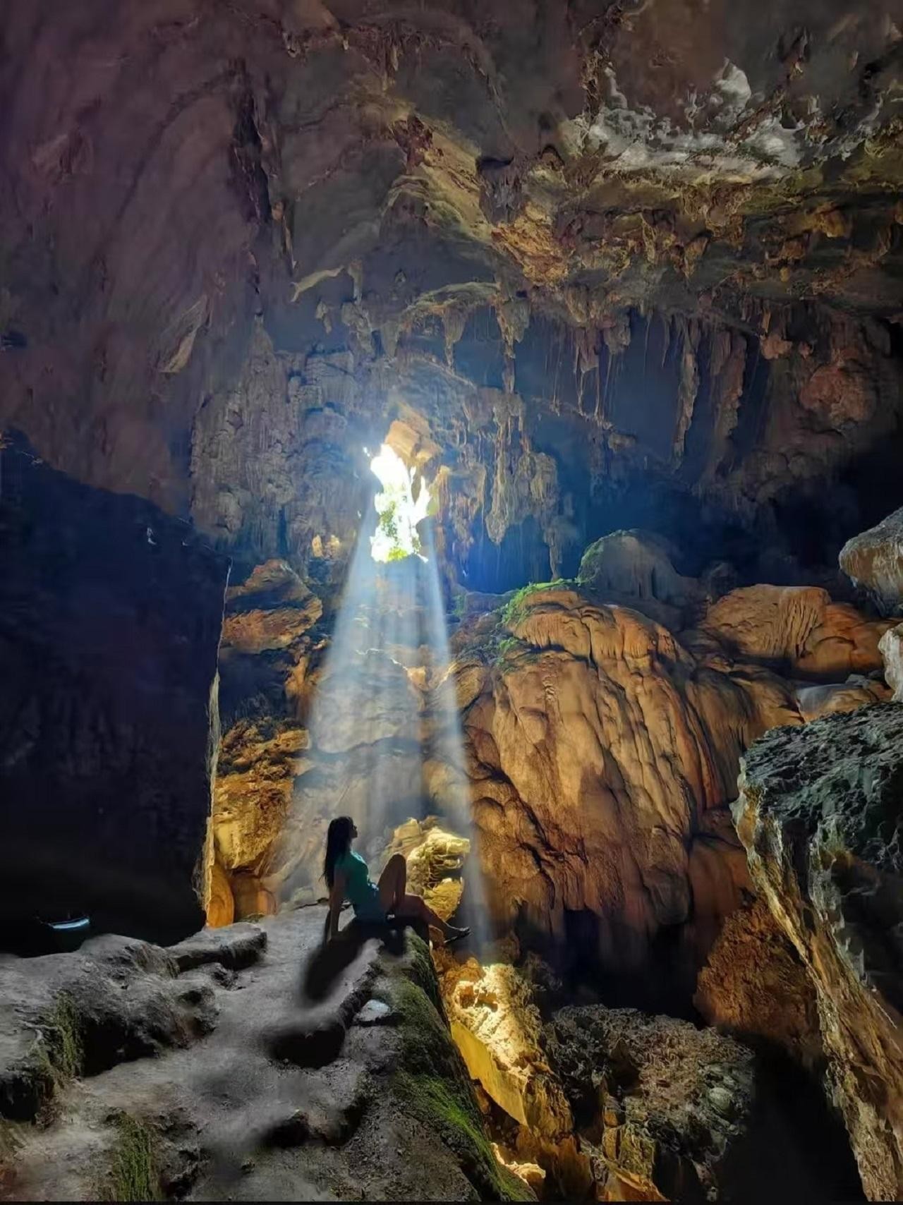 Vang Vieng Zipline & Cave Tube Experience + Blue Lagoon 2 3