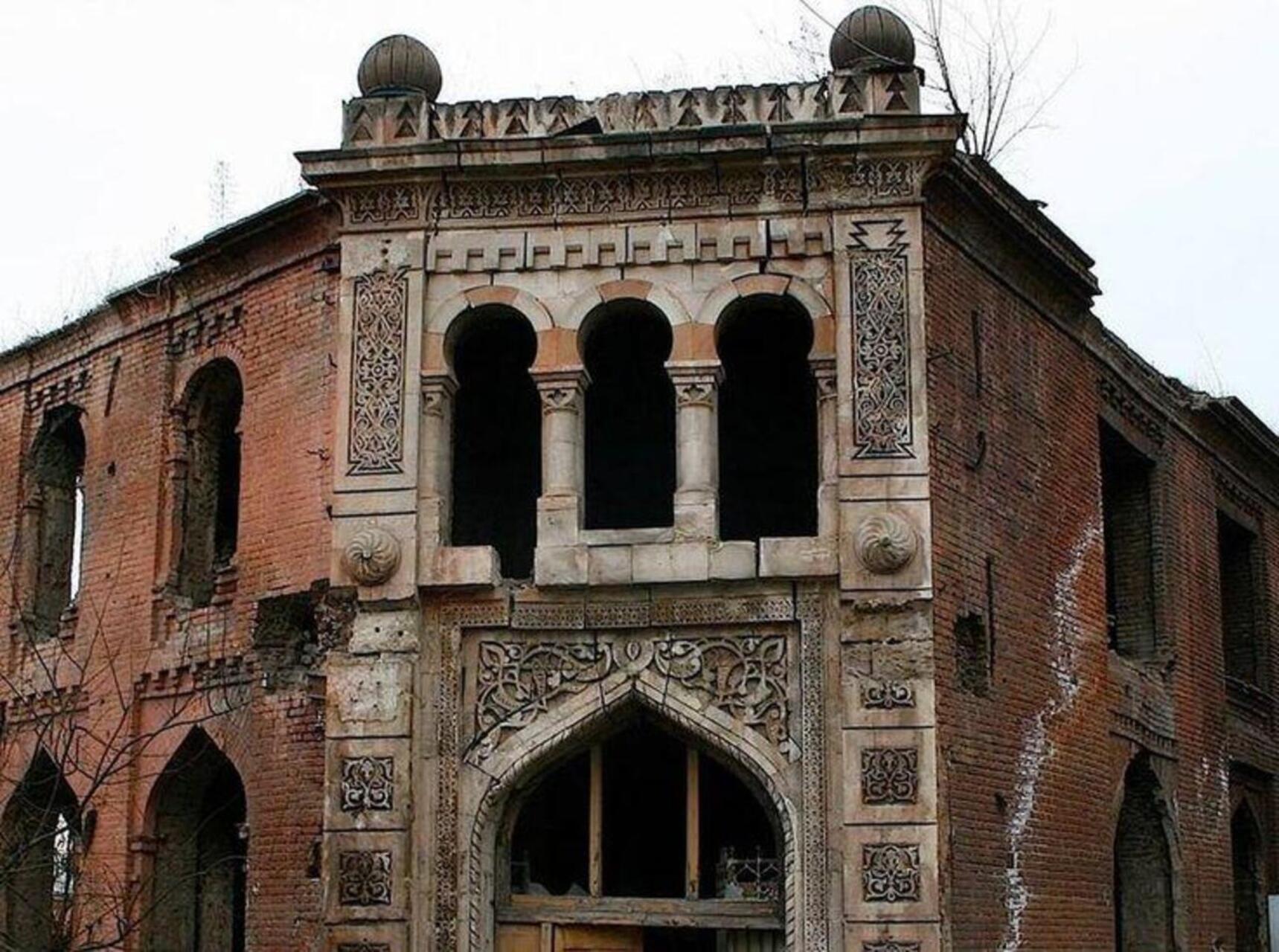 Tbilisi Old Town: Silk Road, Markets and Local Stories 3