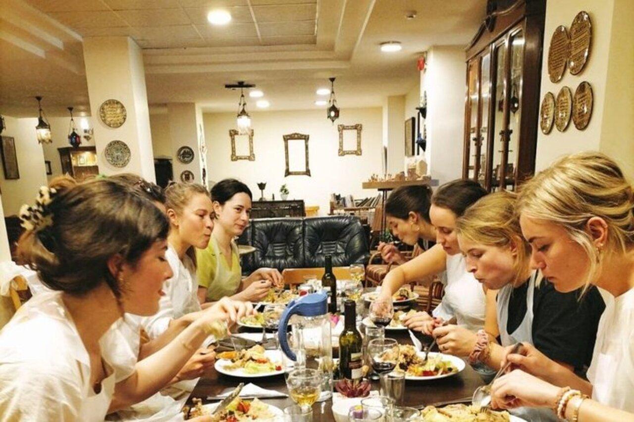 Amman: Local Home Cooking Experience with Meal