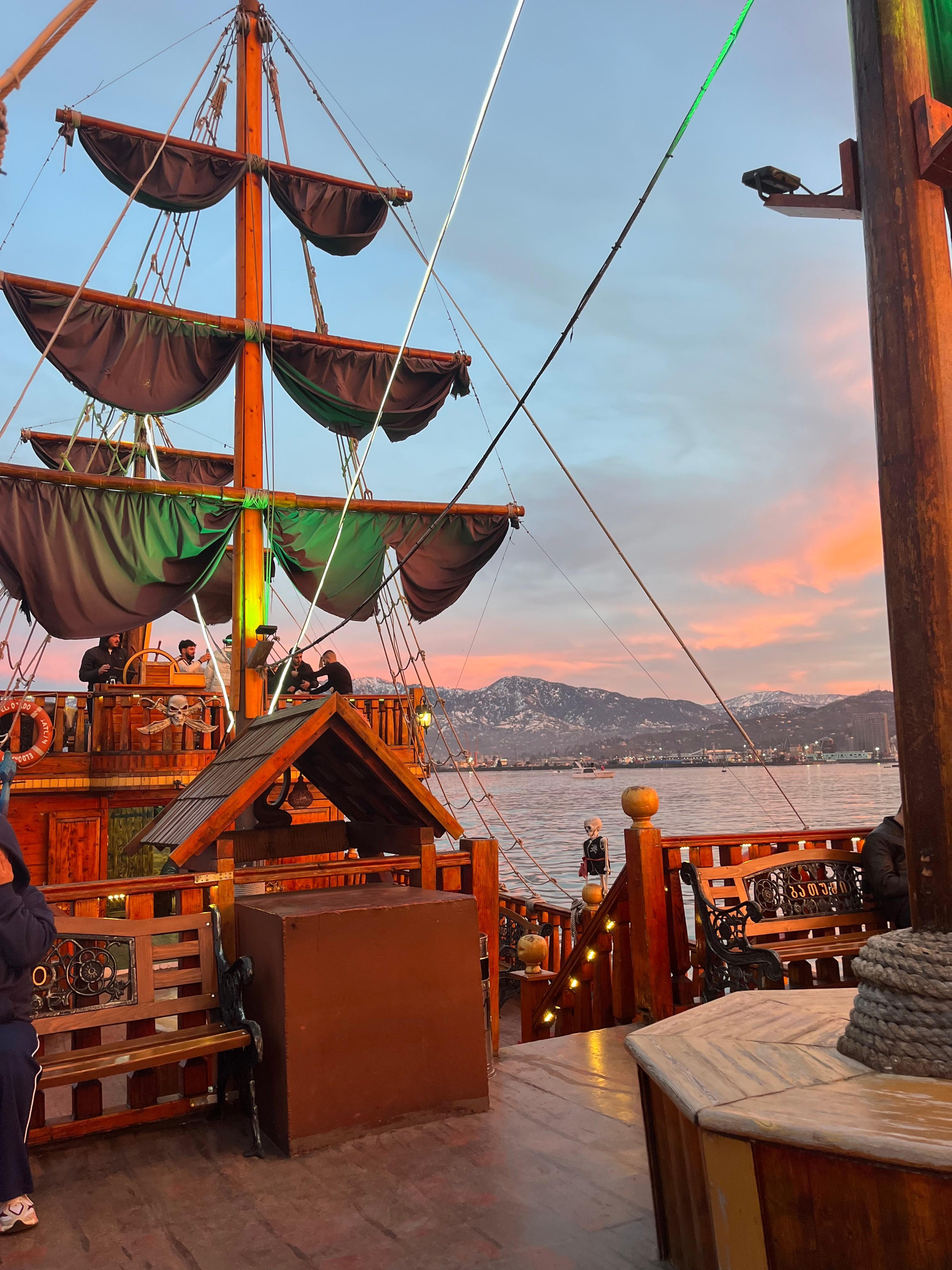 Batumi: Sunset Cruise with a Glass of Wine 2