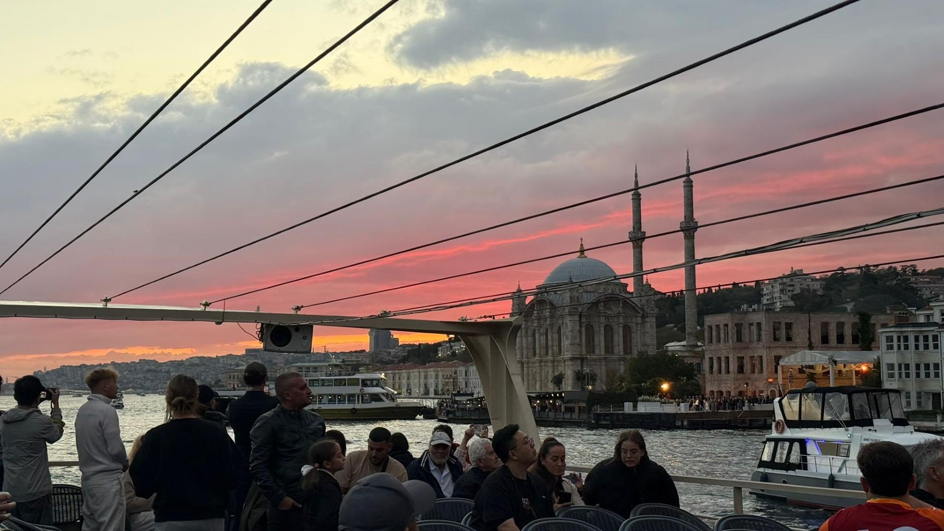 Istanbul: 3-Hour Bosphorus Sunset Cruise & Asian Side Stop 3