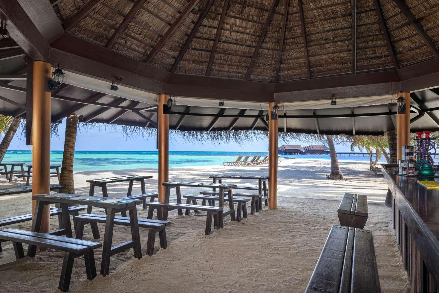 From Hulhumale: Adaaran Hudhuranfushi Resort Day with Lunch 3