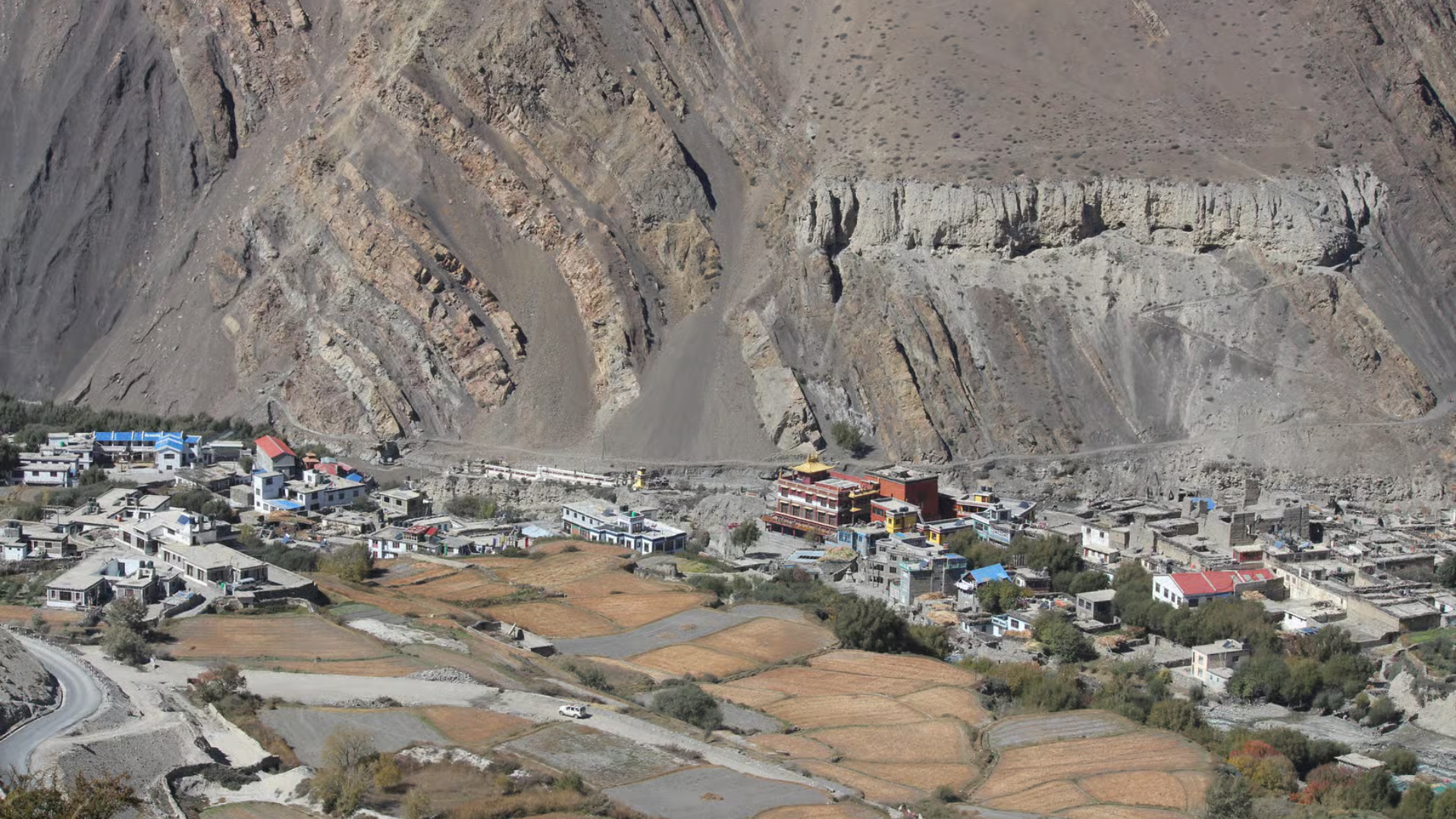 Pokhara to Lower Mustang: 2-Day Kagbeni & Marfa Village Tour