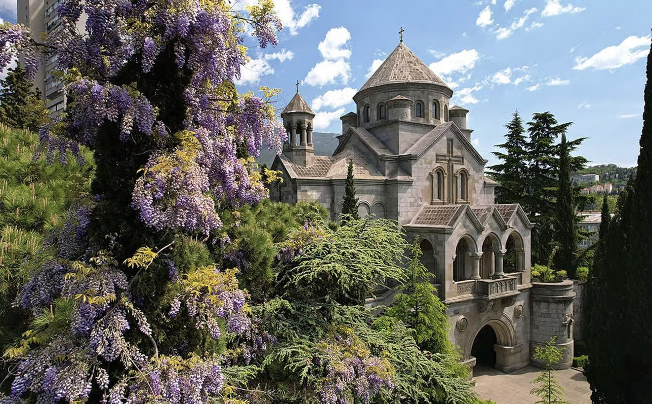 From Yerevan: Echmiadzin, Hripsime & Zvartnots Tour 3