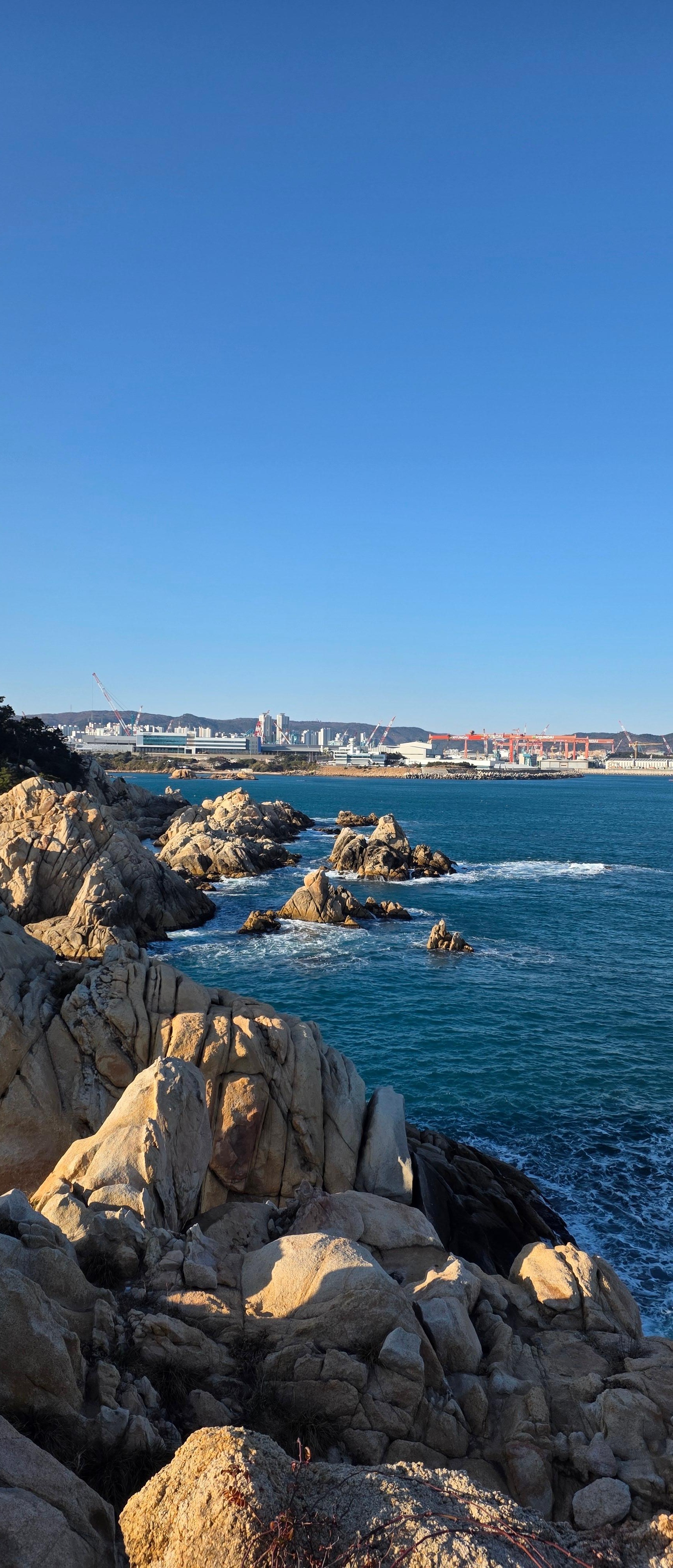 Ulsan: Bangudae Petroglyphs, Onggi Village & Park Tour