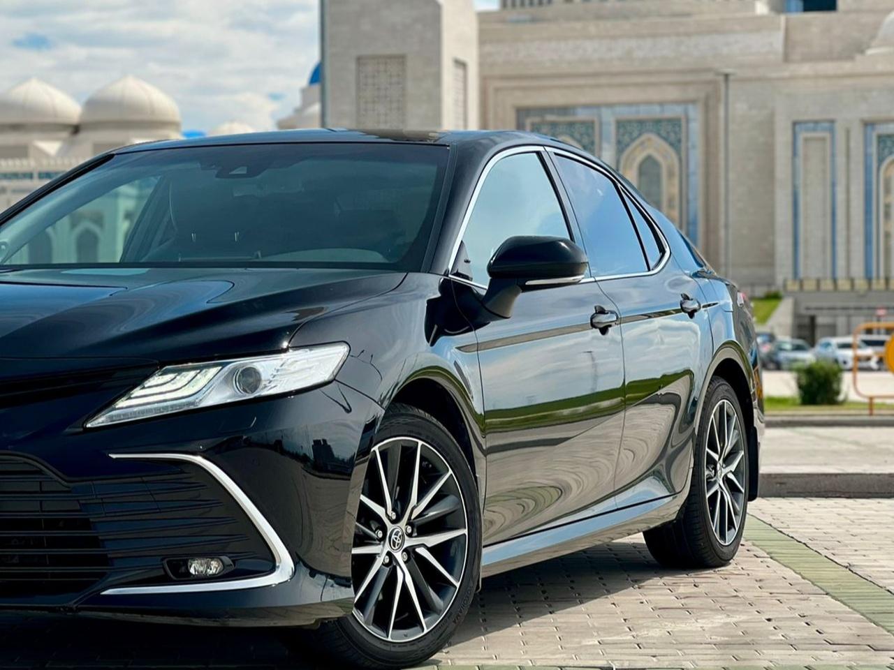 Almaty: Private Airport Transfer and Custom City Tour 2
