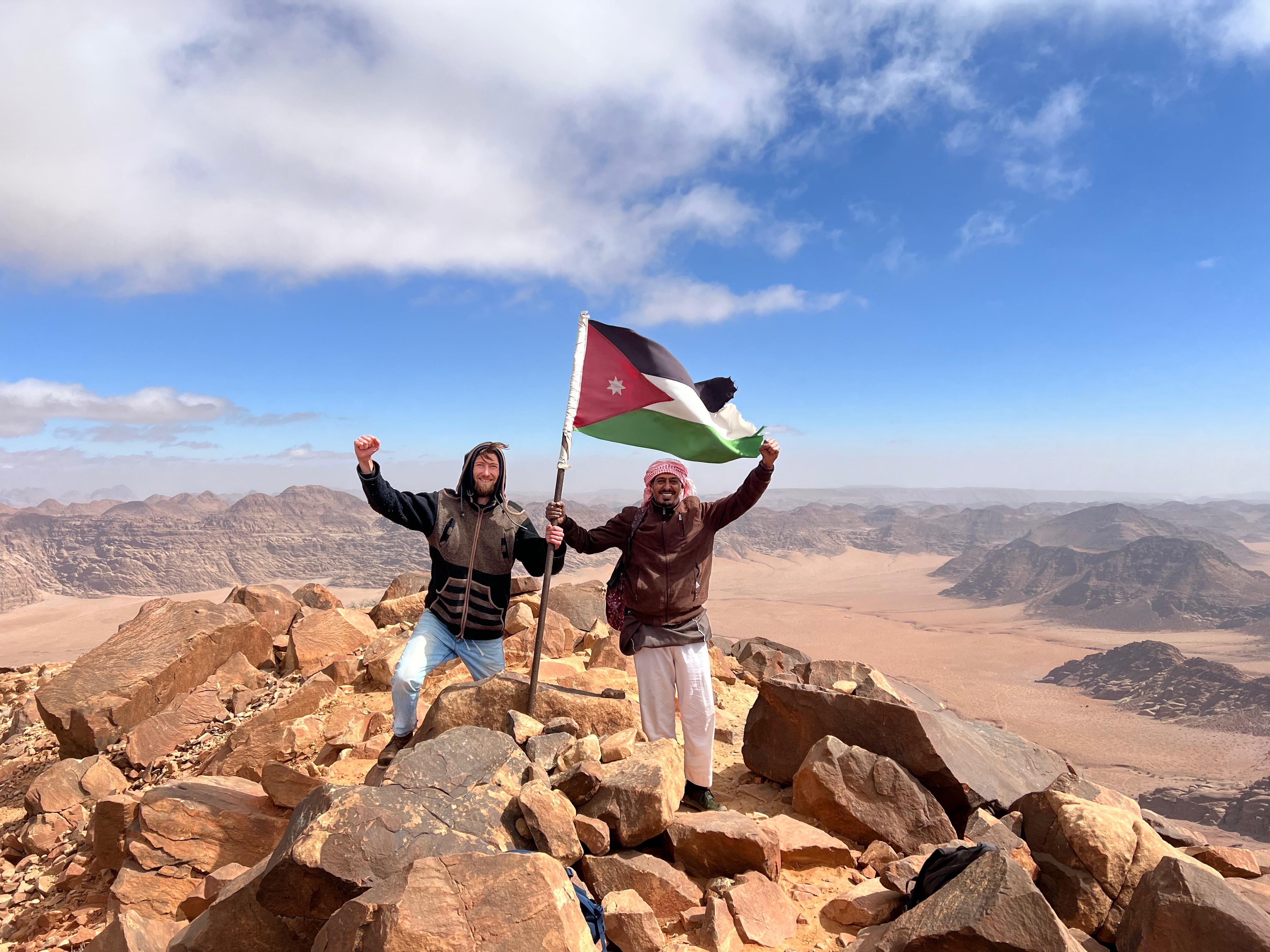 Wadi Rum: Hike to Jebel Umm ad Dami with Local Guide 3