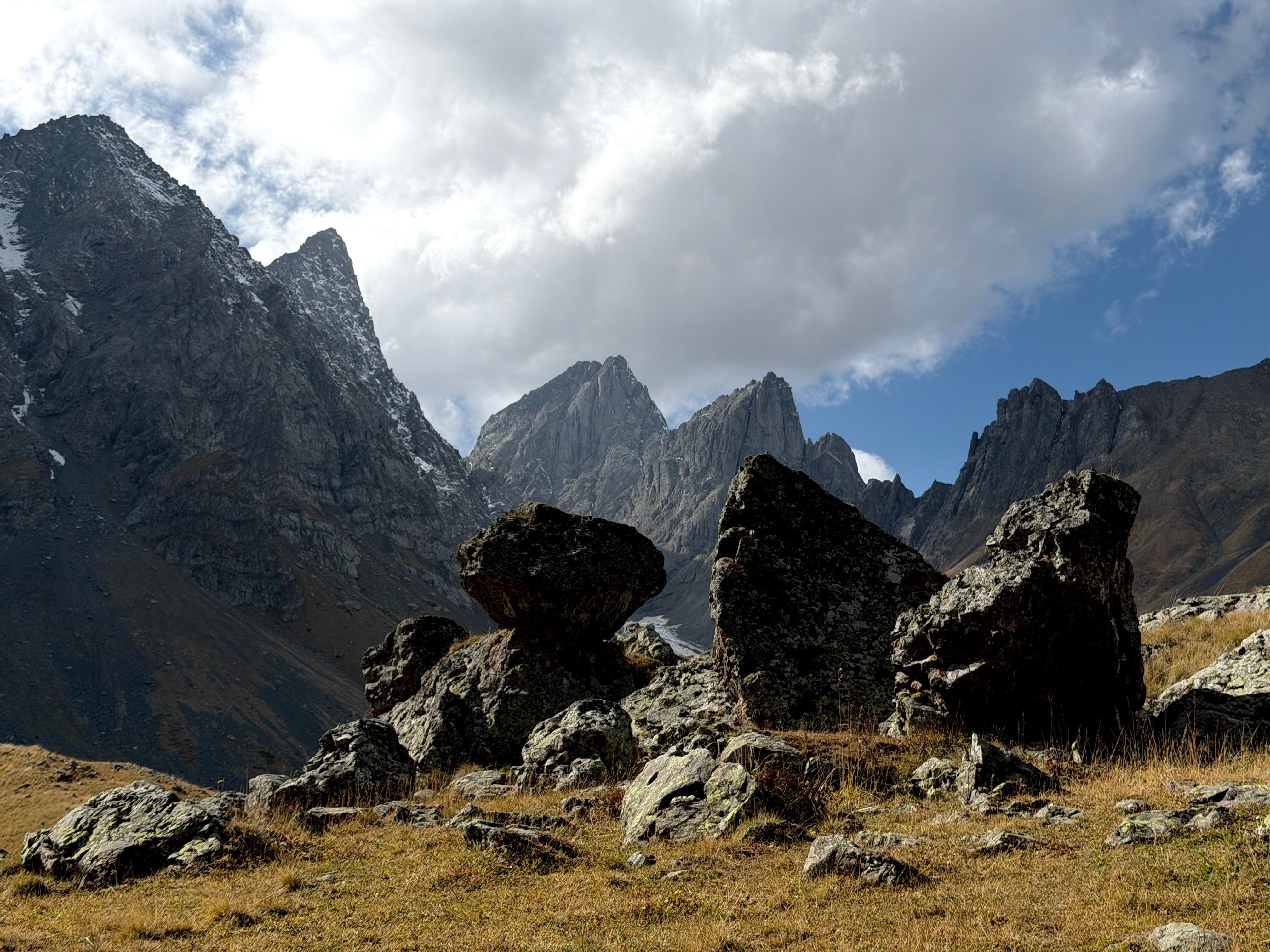 Tbilisi: Abudelauri Lakes Guided Hike with 4x4 Transfer 2