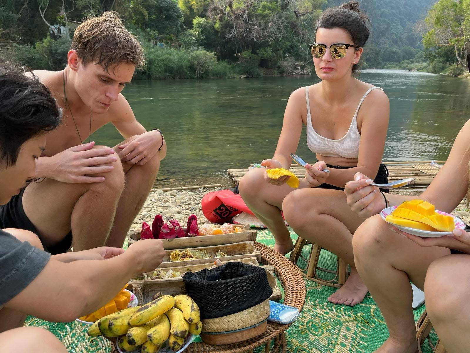 Vang Vieng: Nam Song River Rafting, Cave Tubing & Lunch 3
