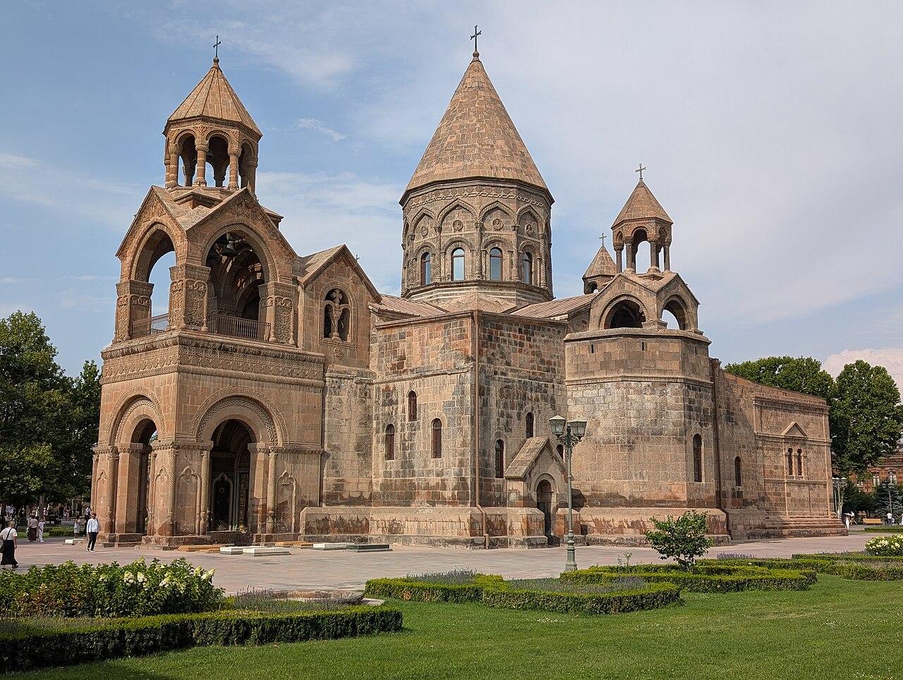 From Yerevan: Armavir Region UNESCO Sites Half-Day Tour