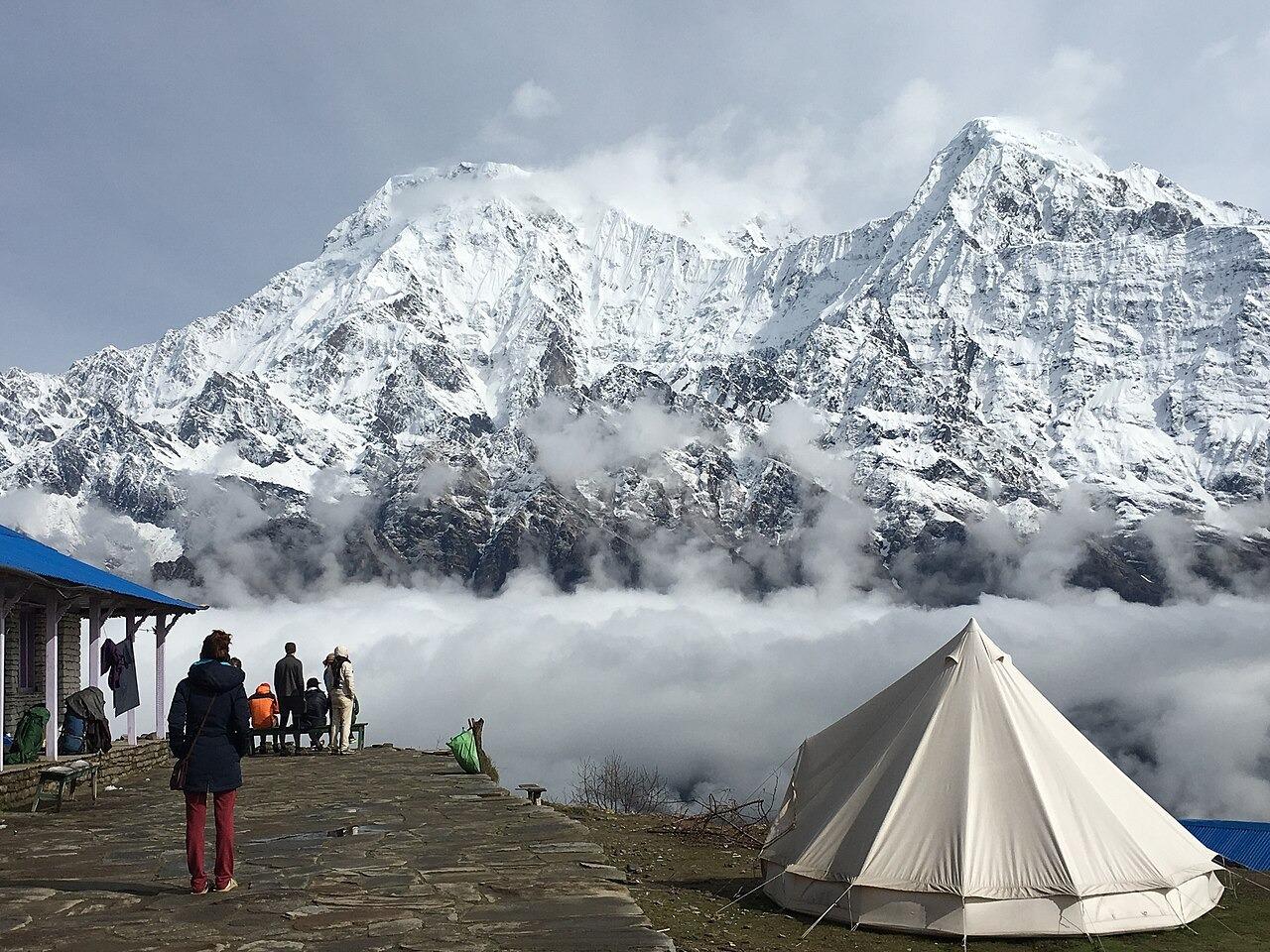 Annapurna: 9-Day Circuit Trek