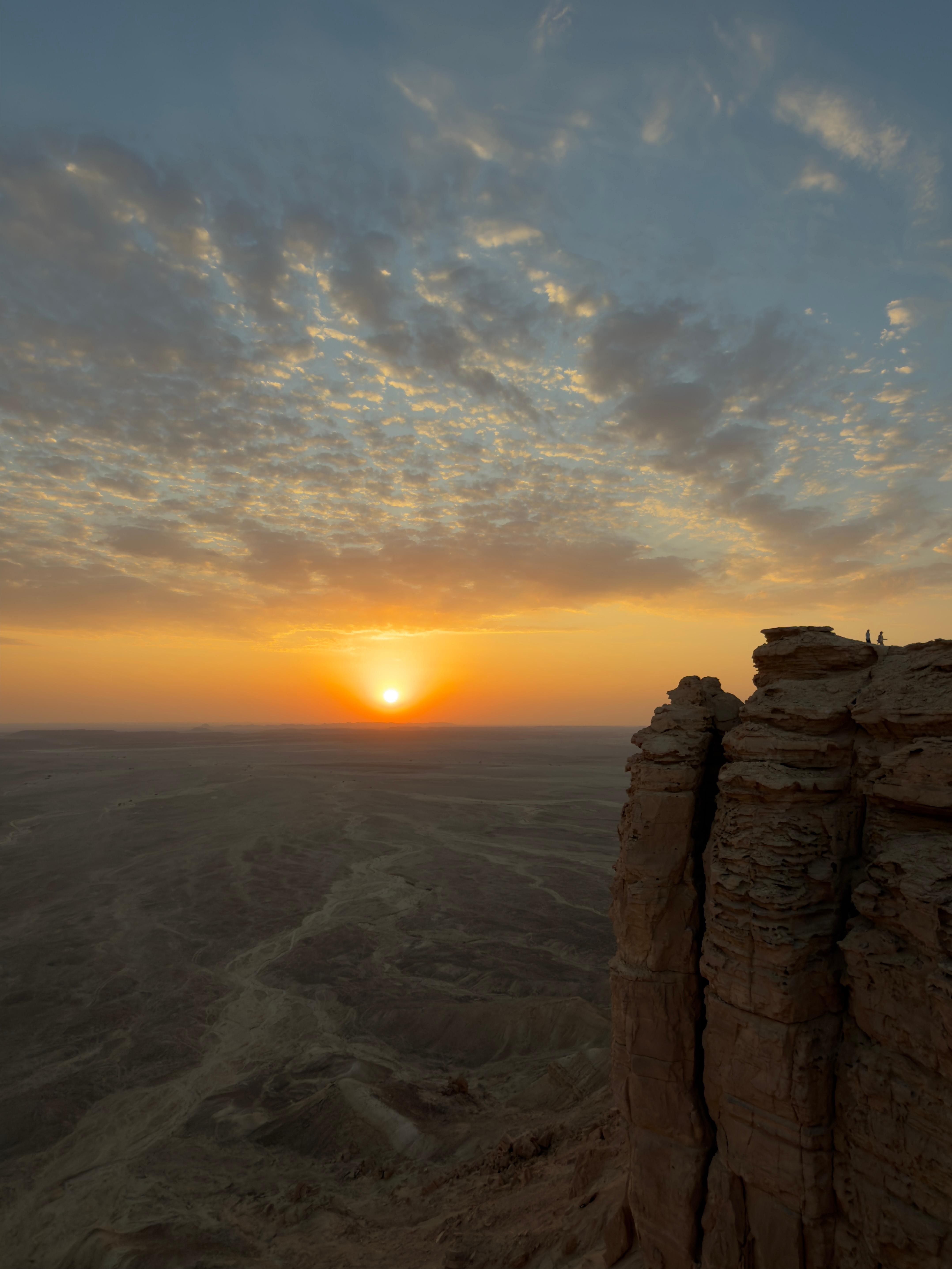 Riyadh: VIP Edge of the World 4x4Excursion (Private)
