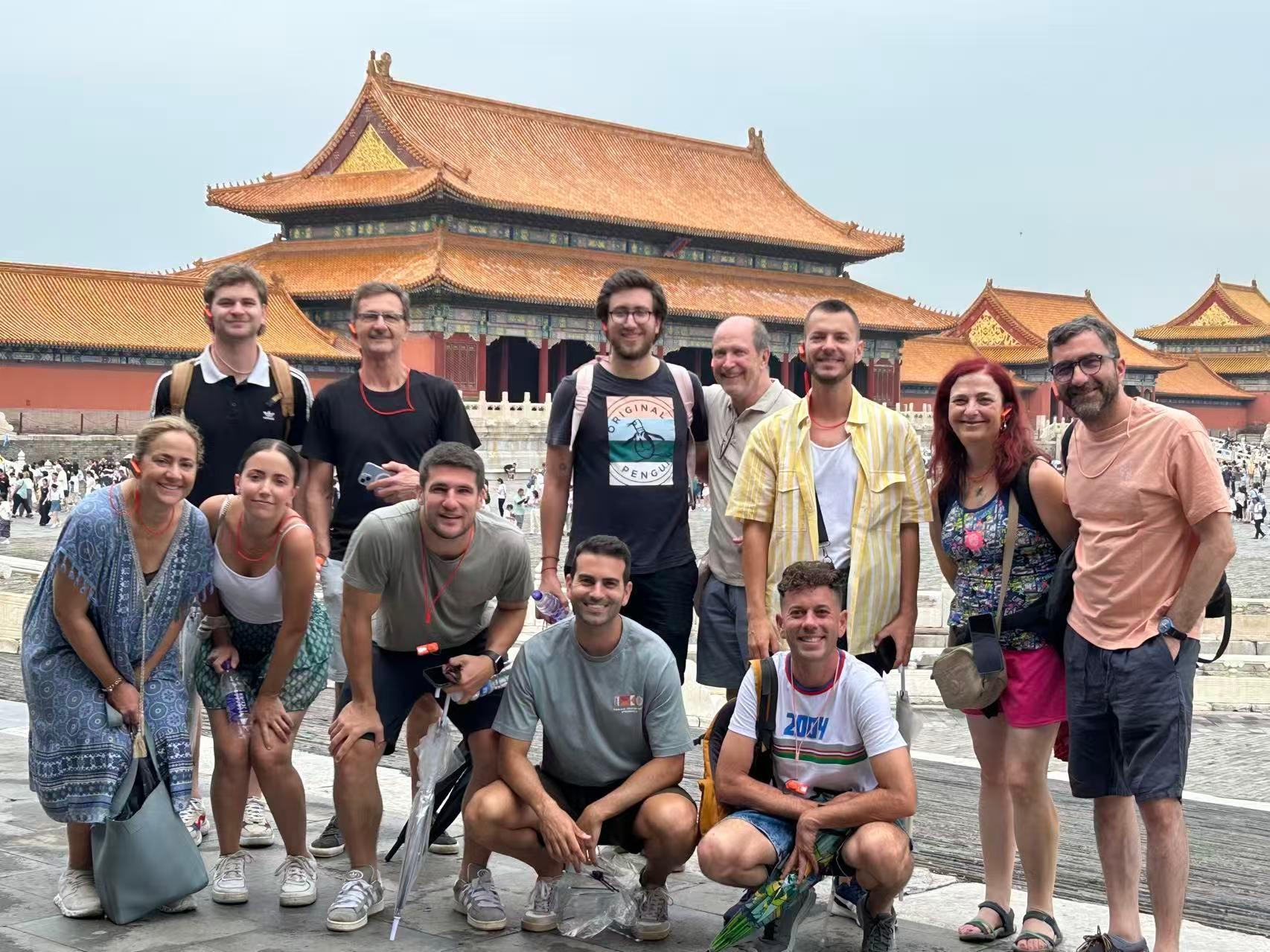 Beijing: Forbidden City Sightseeing Tour in Spanish/English with Imperial Stories