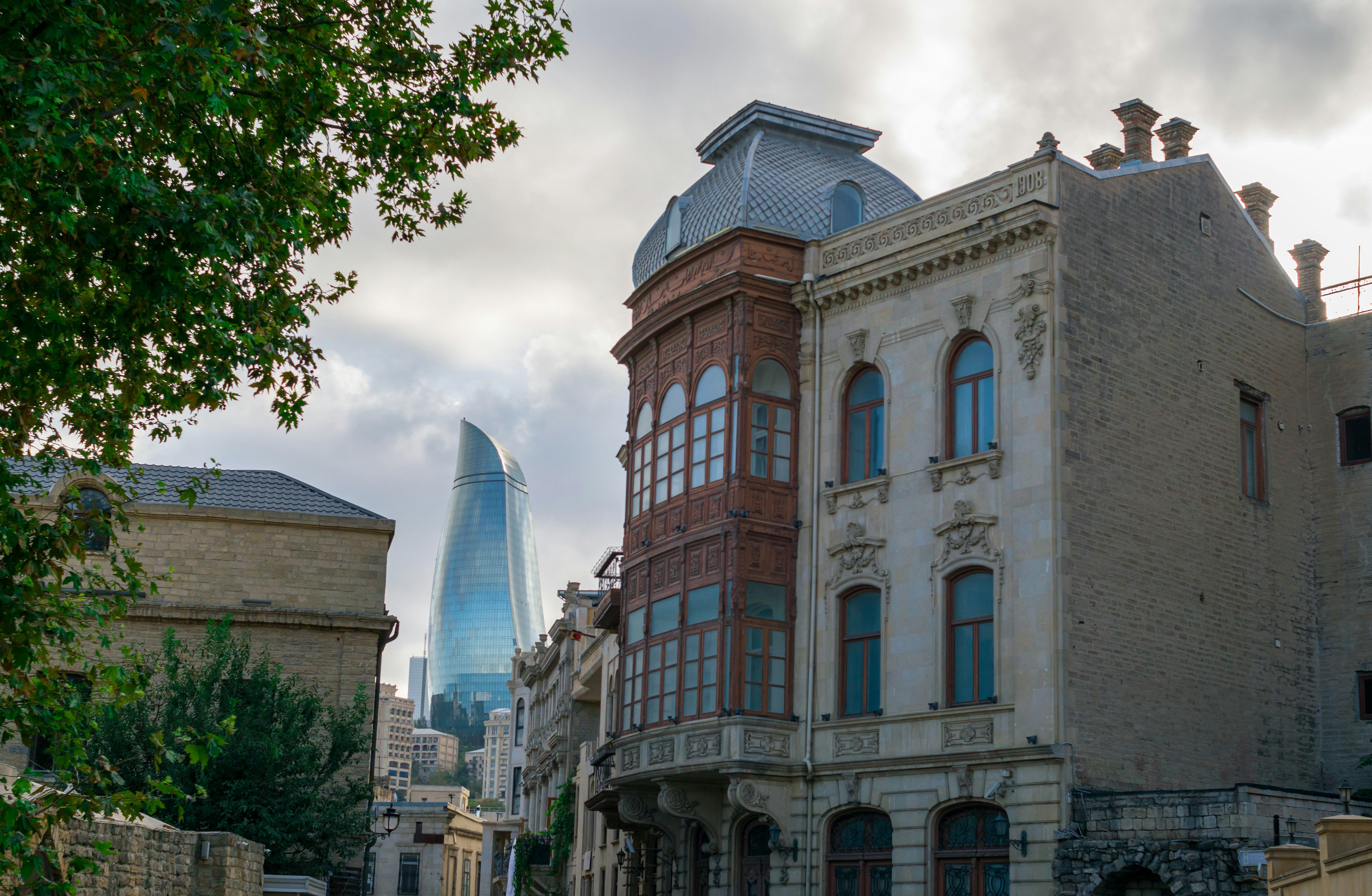 Baku Grand Discovery: 40+ Sights, Stories, Food & Wine 2