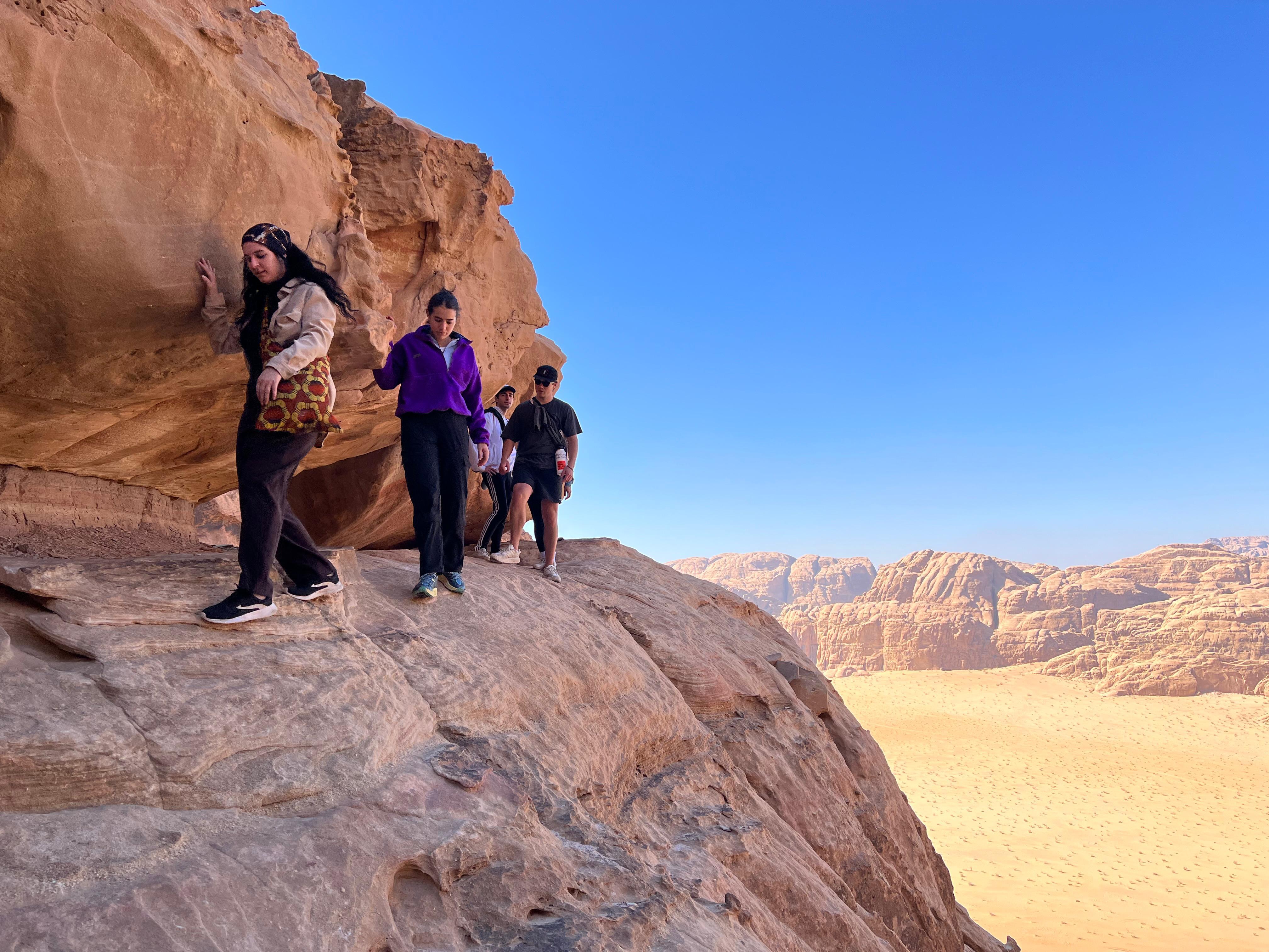 Wadi Rum: Burdah Rock Bridge Advanced Mountain Hike 3