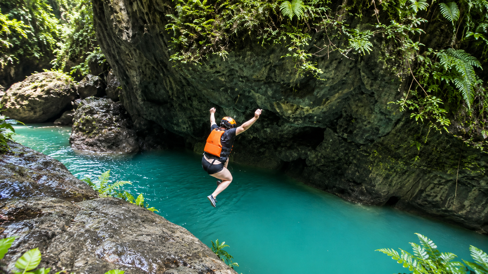 Cebu: Kawasan Falls Canyoneering & Zipline Adventure 3