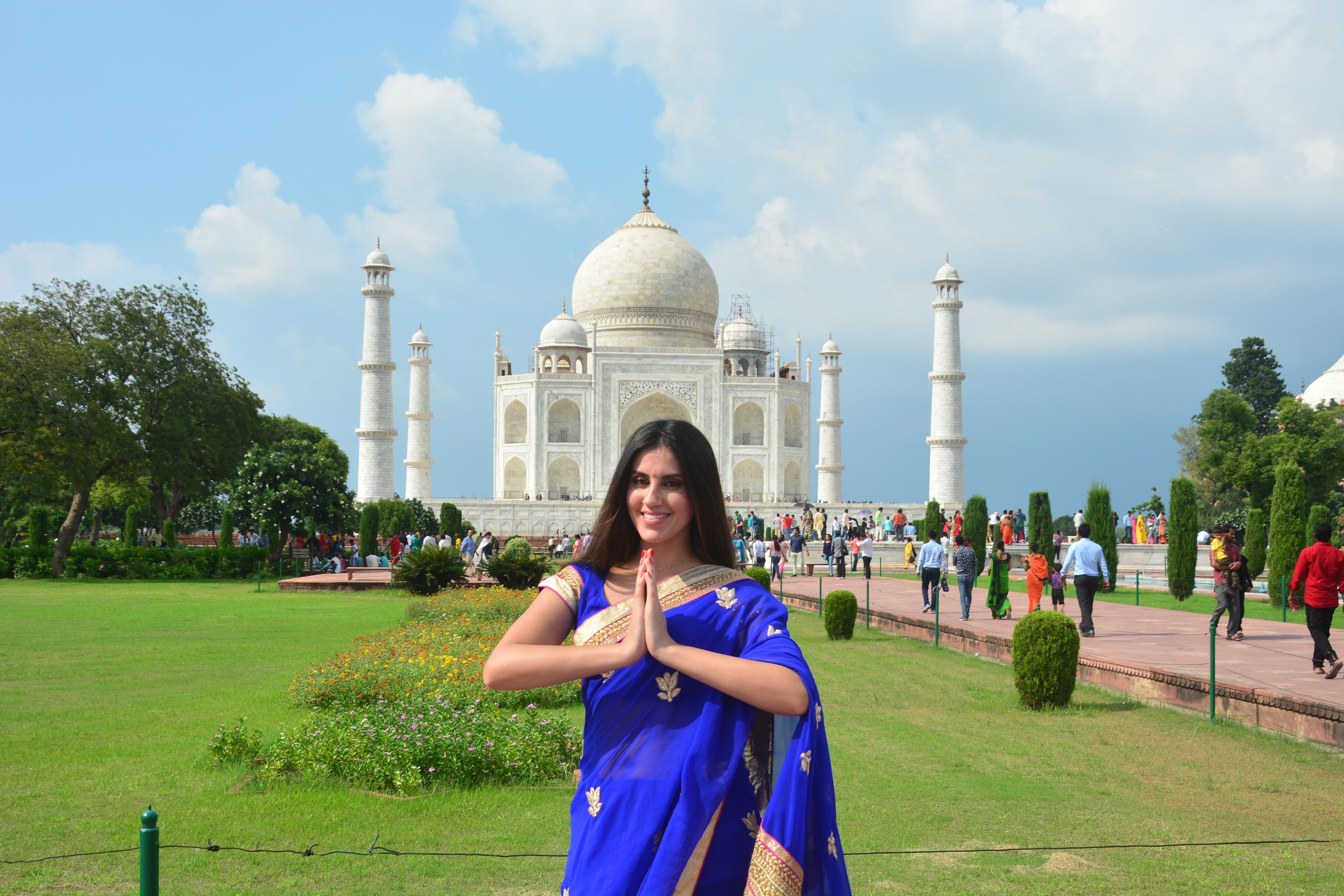 From Delhi: Private Taj Mahal Day Tour By Car and Driver 3