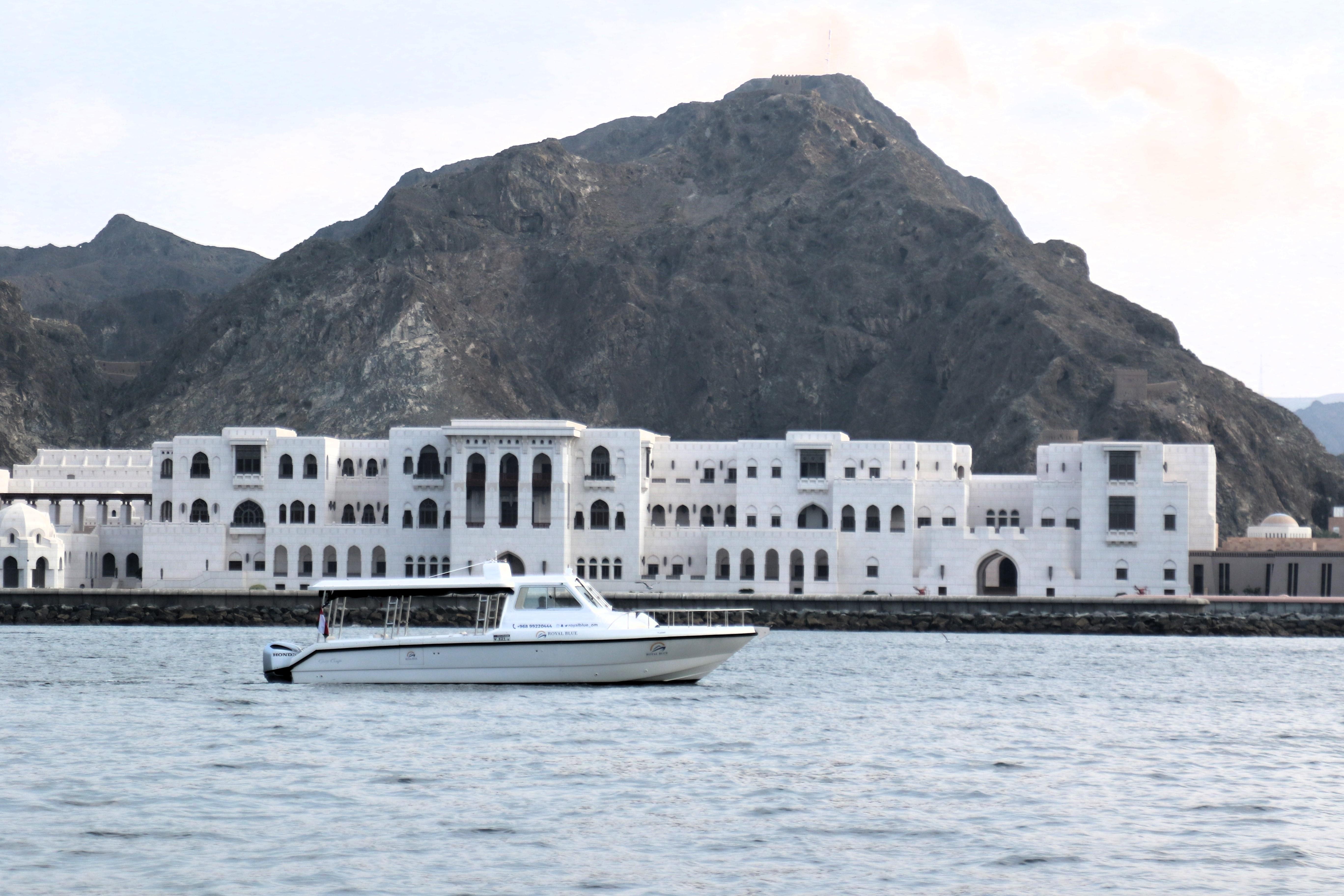 Muscat: 2-Hour Sunset Viewing Boat Tour 3