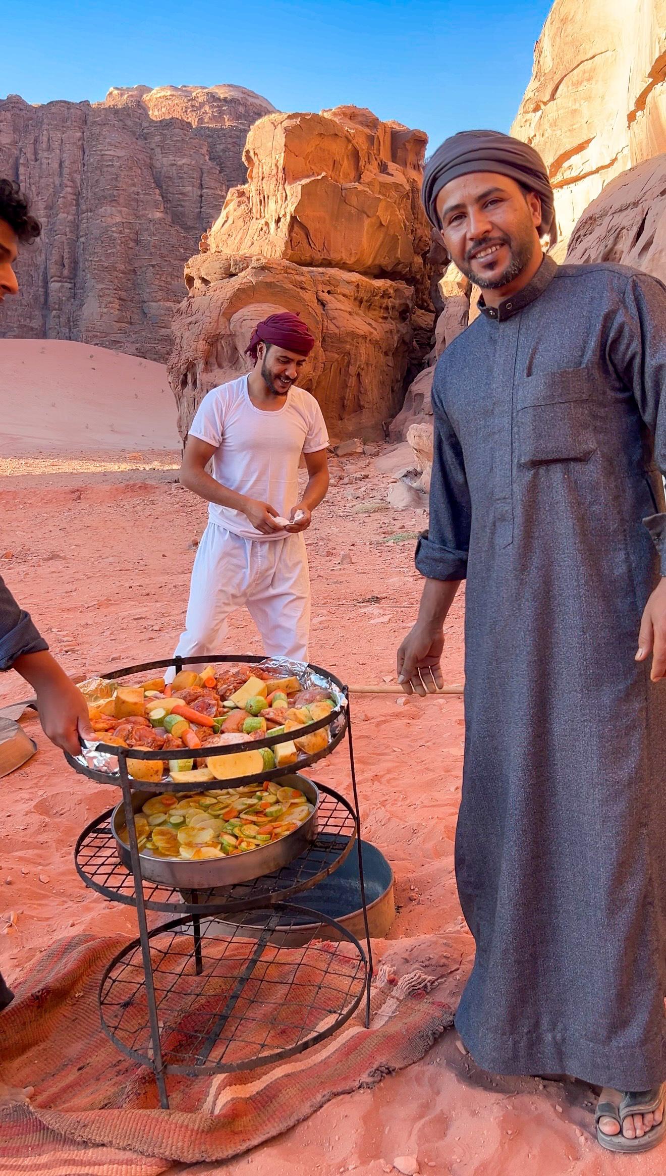 Wadi Rum: 2-Day Southern Desert Tour, Camel & Stargazing 2