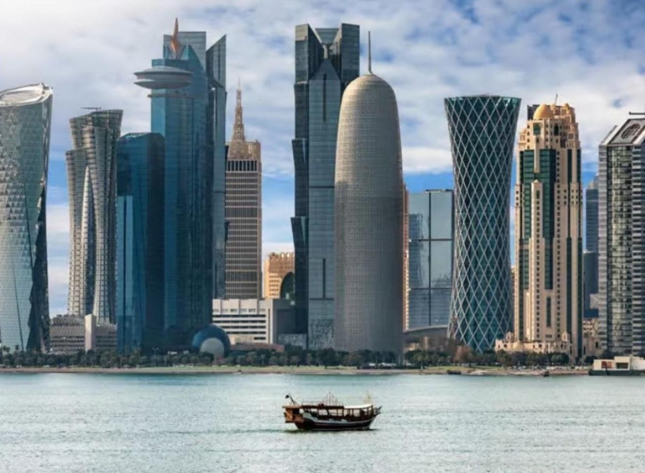 Doha: City Tour,Corniche,Souq Waqif,The Pearl,and Katara 2