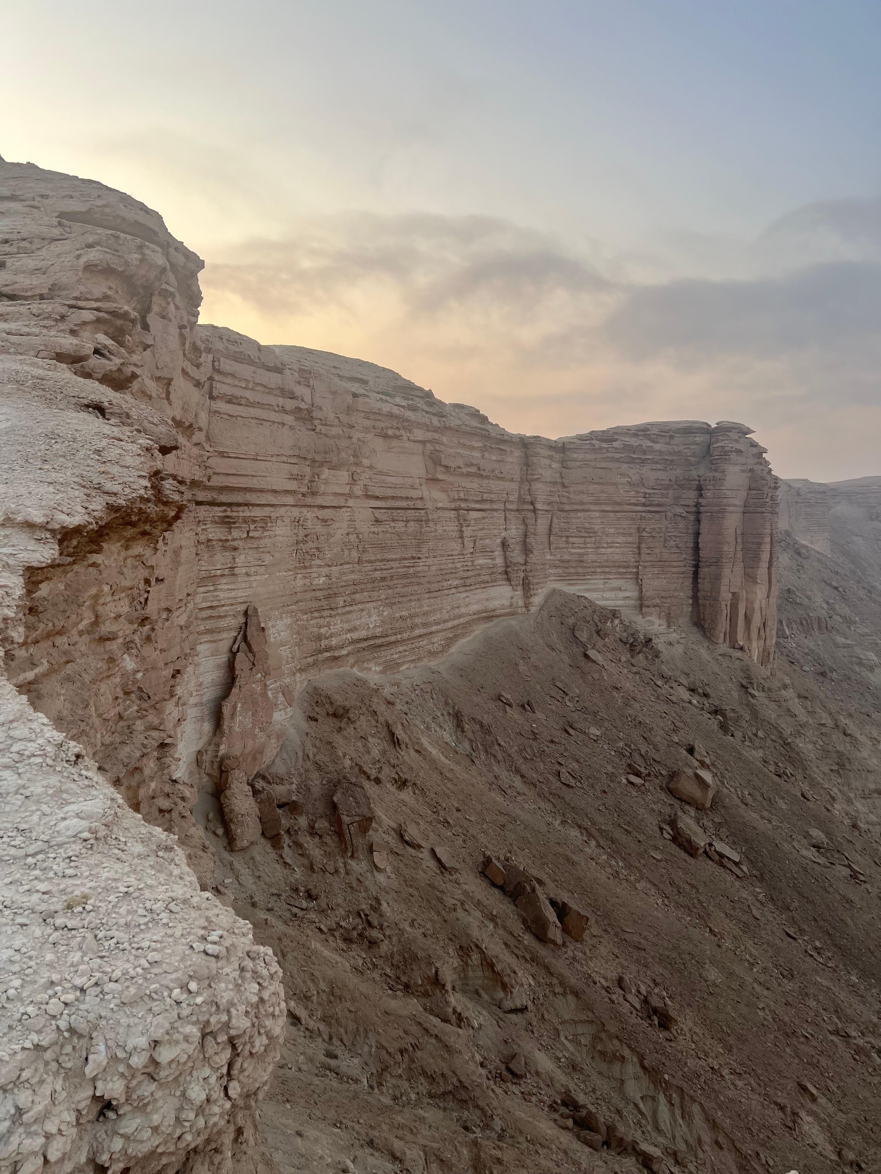 From Riyadh: Edge of the World & Huraymila National Park 2
