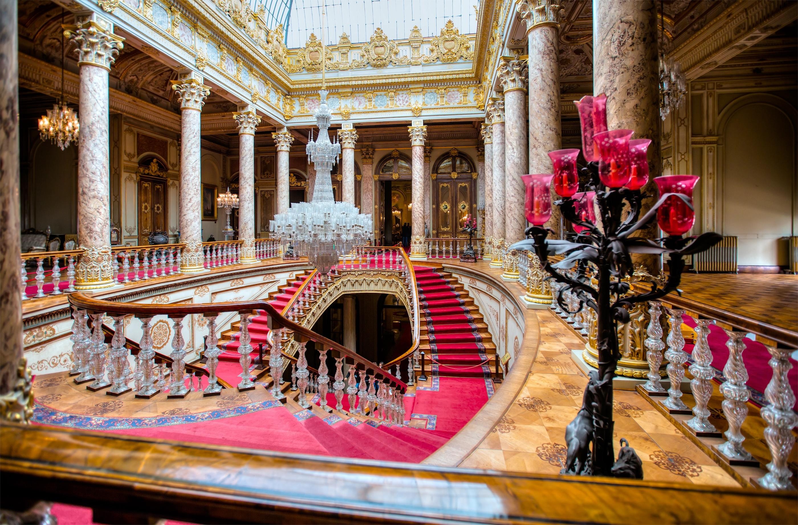 Istanbul: Dolmabahce Palace Guided Tour 3