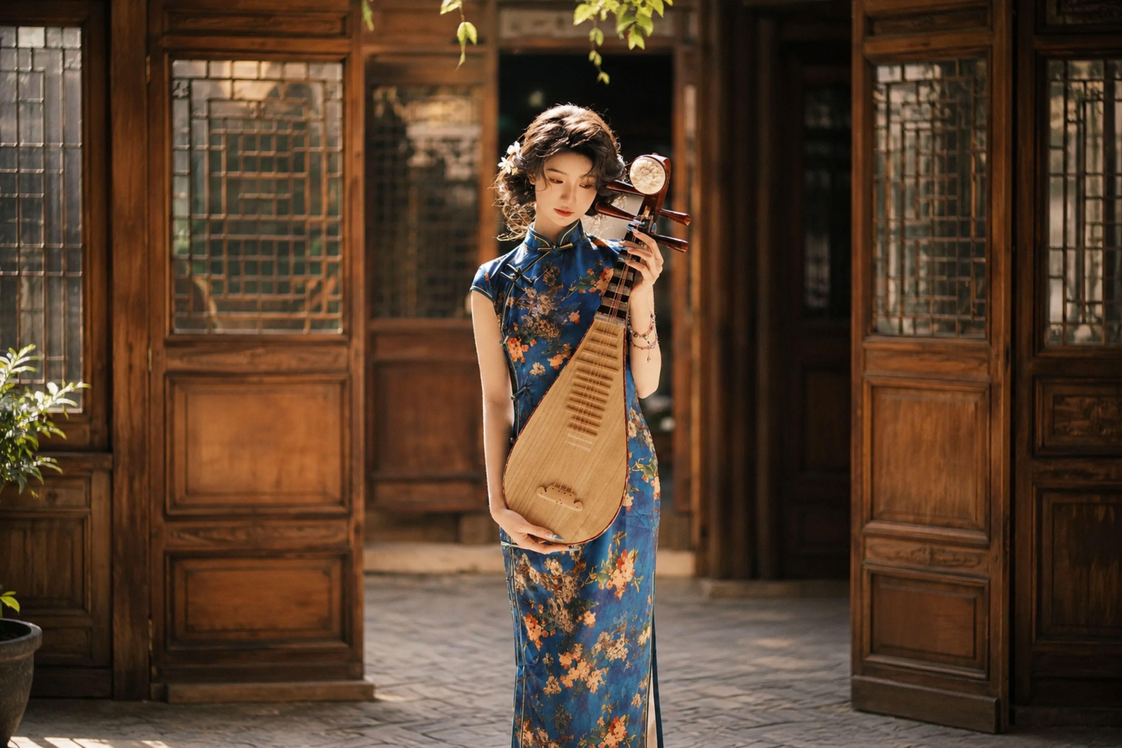 Shanghai: Qipao or Hanfu Photoshoot with Makeup 2