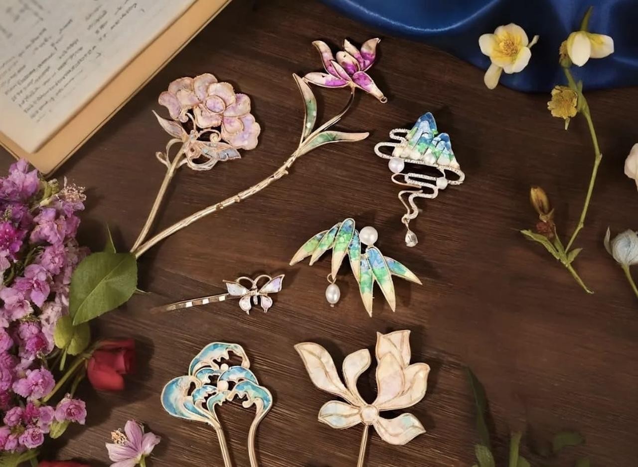 Shanghai: Mother-of-Pearl Jewelry Workshop 2